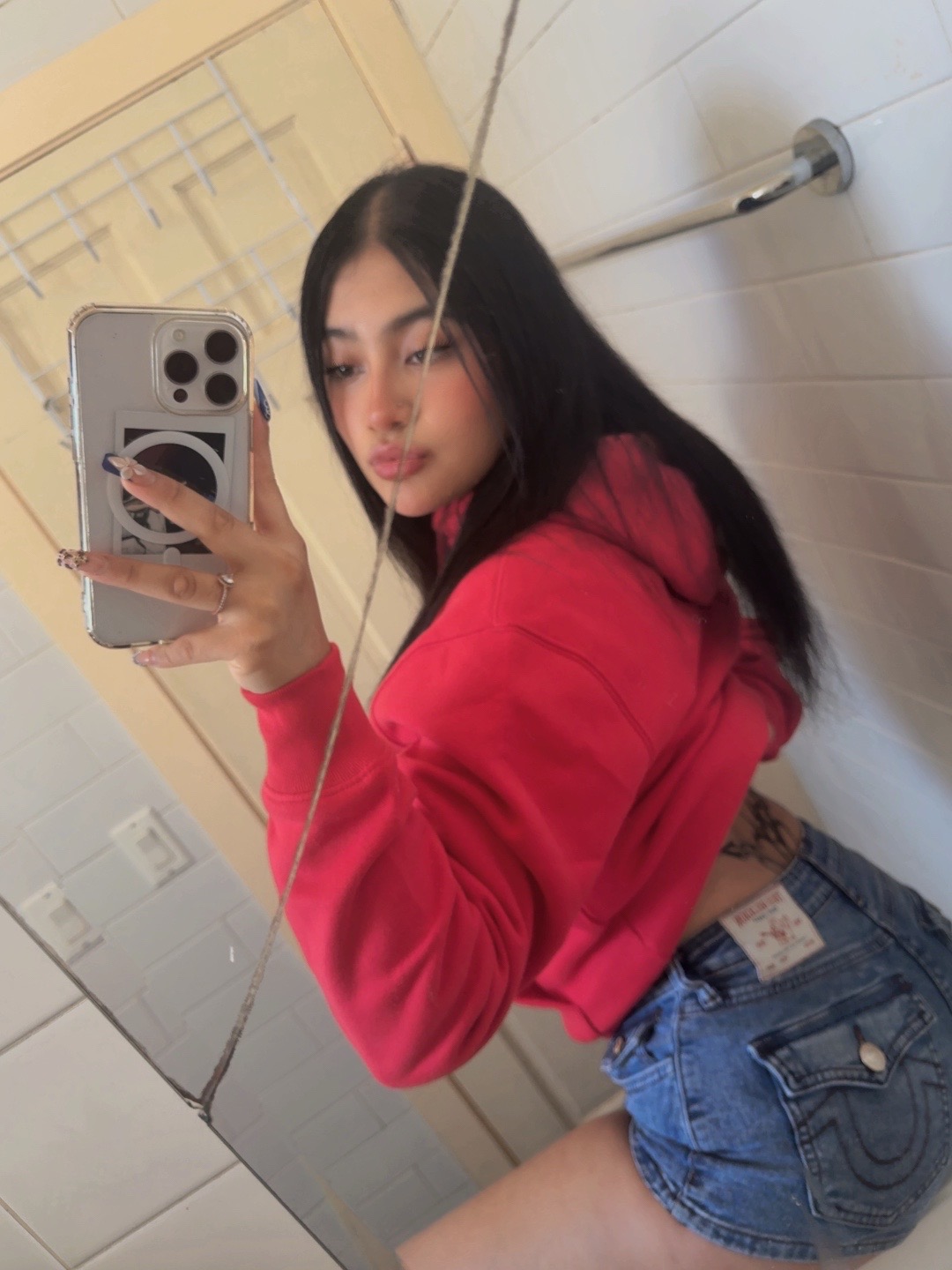 @Yessi💘
