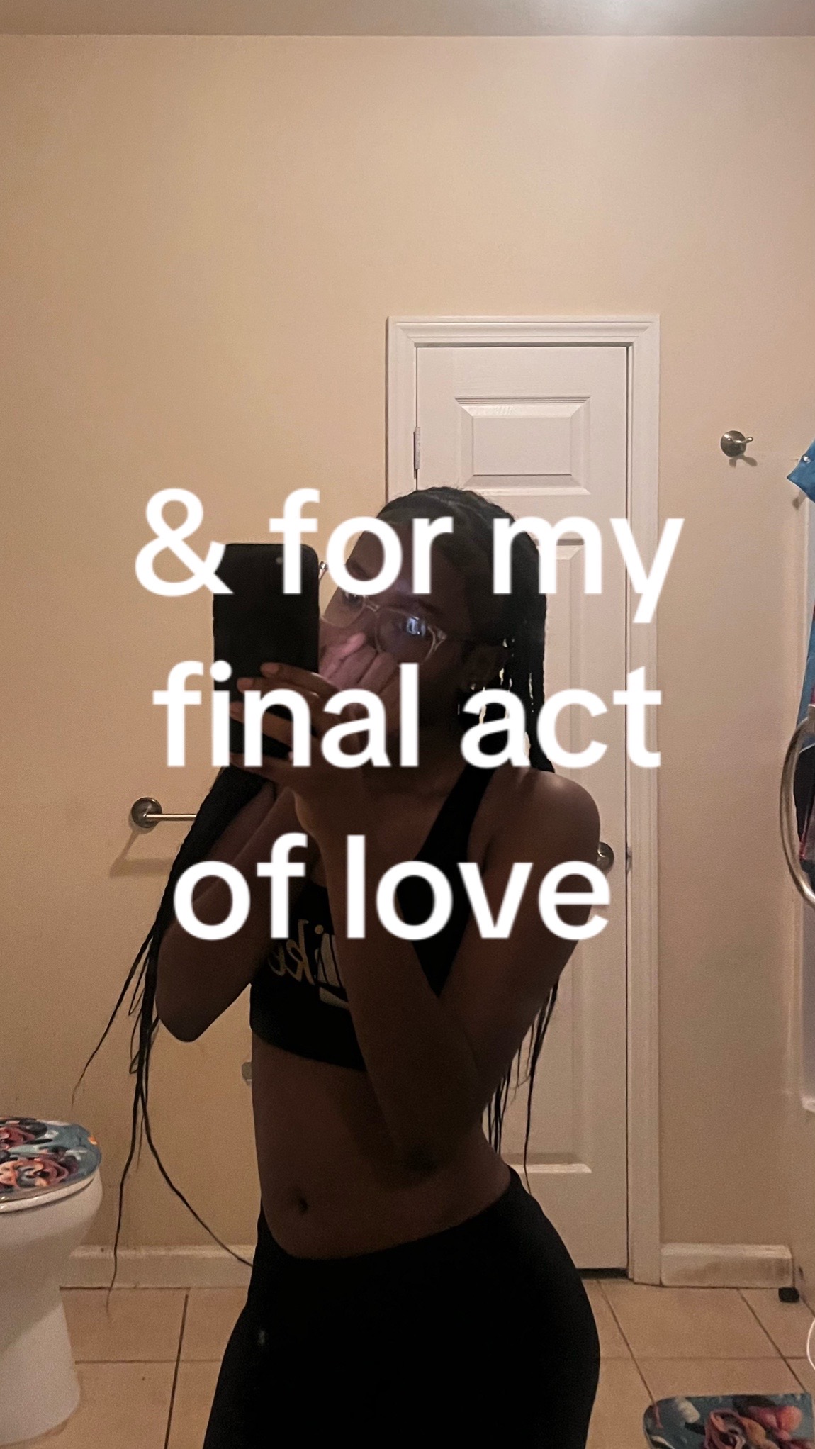 @⃟