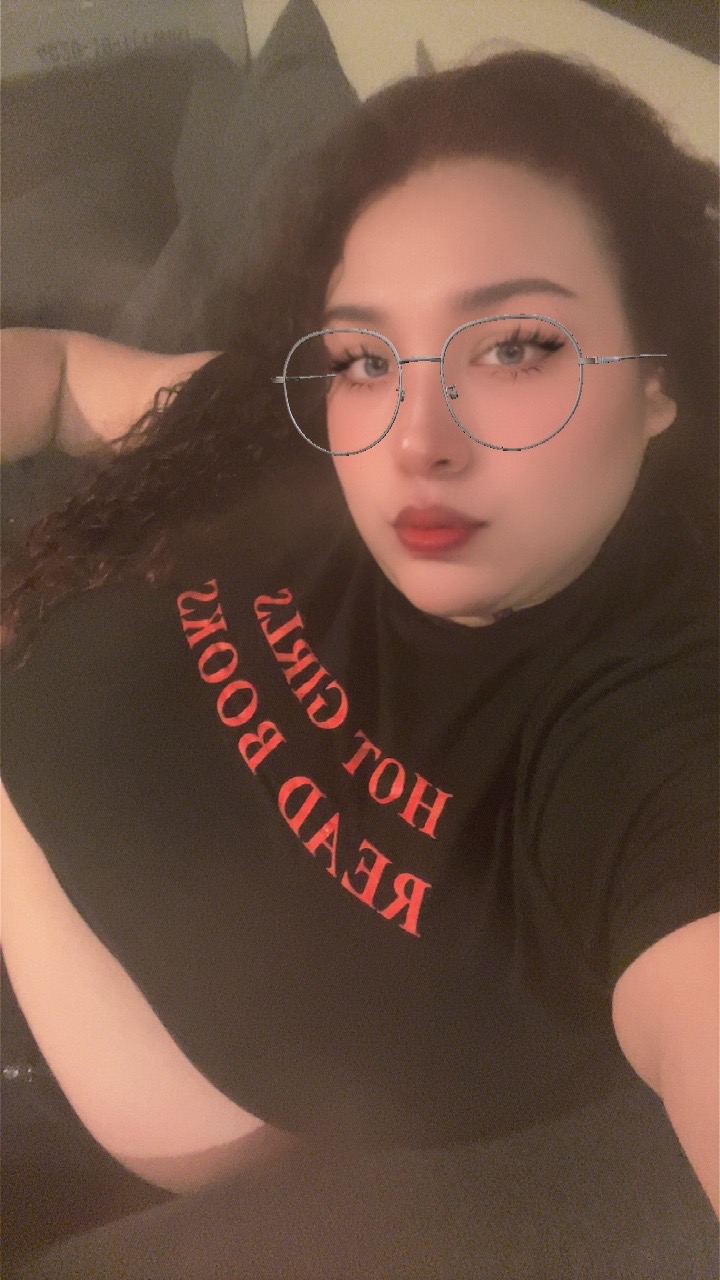 @Princess Valentina๐ธ๐ป๐
๐ป๐๐น