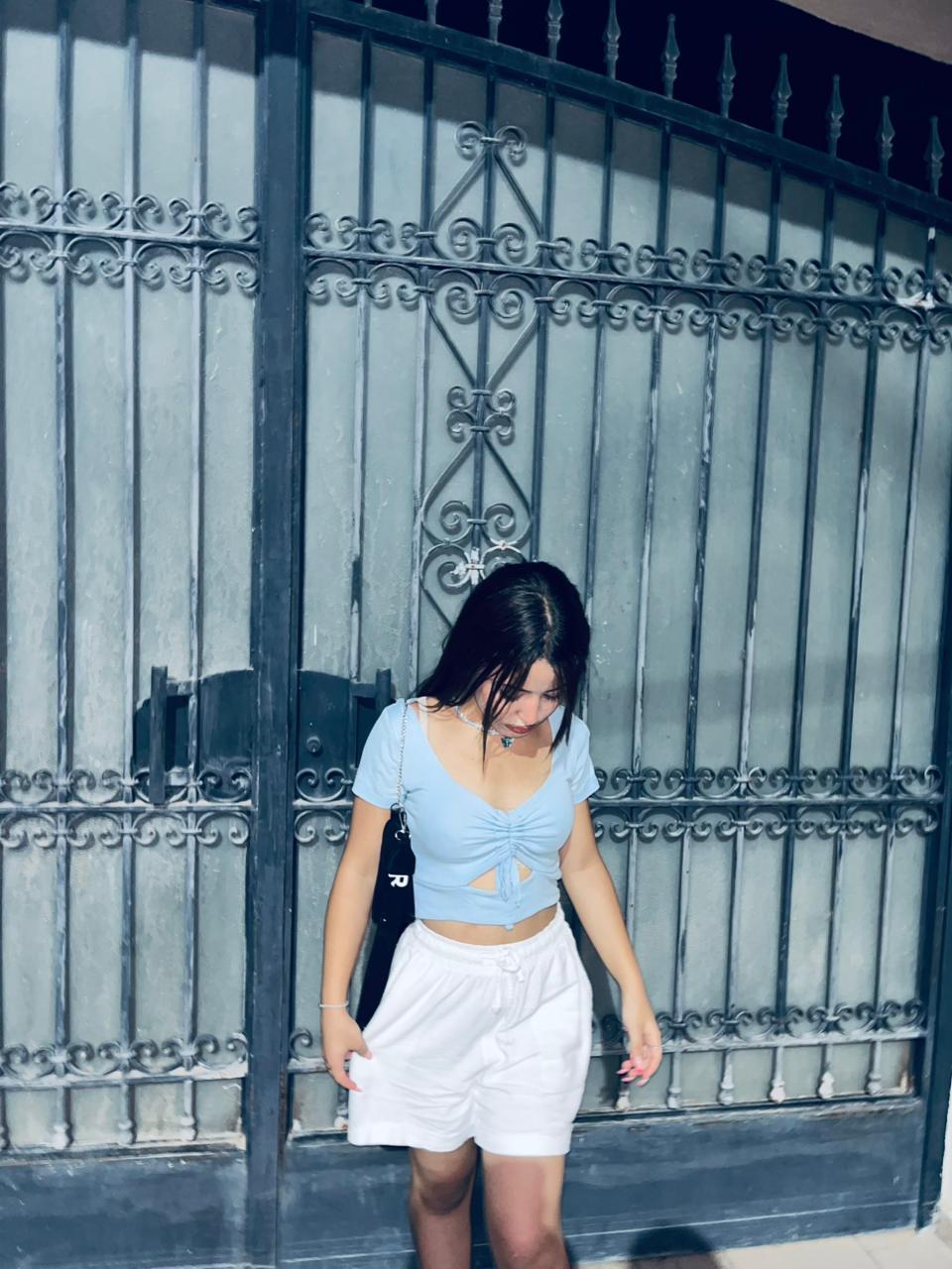 @🦄