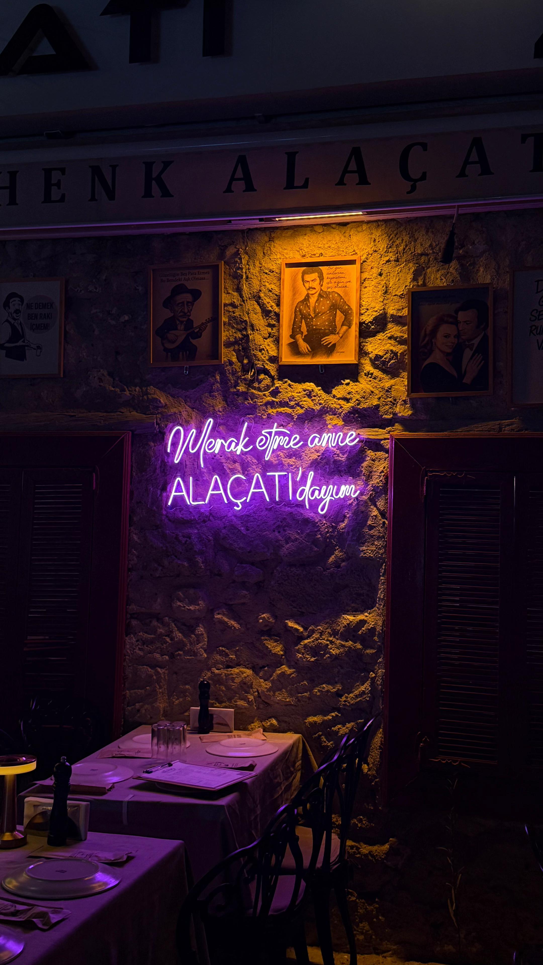 @A L E Y N A
