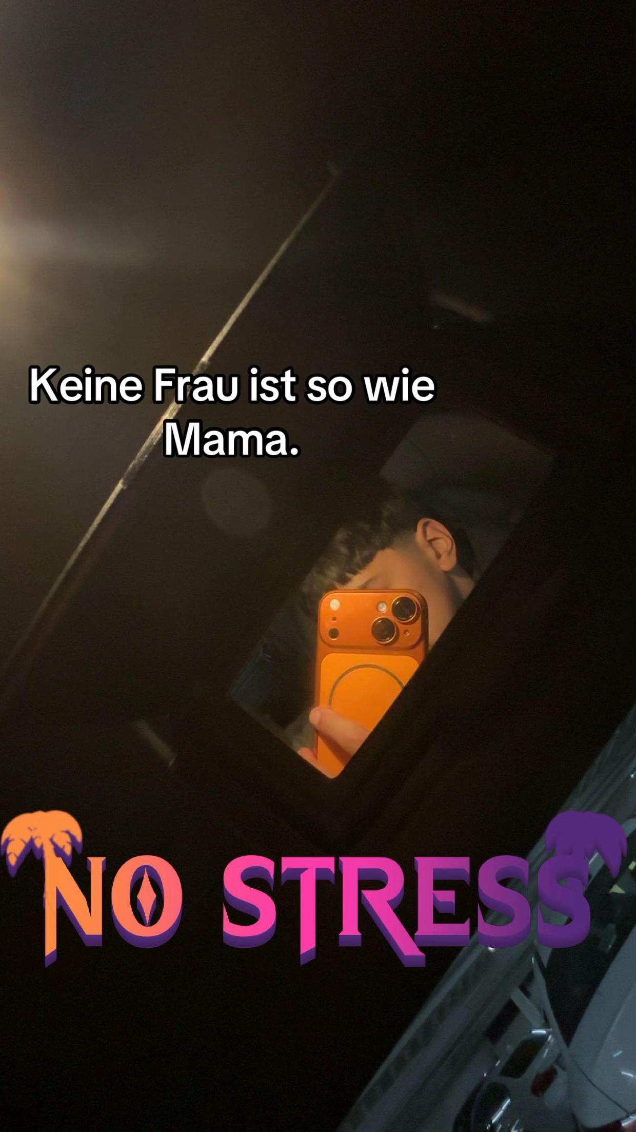@⃟