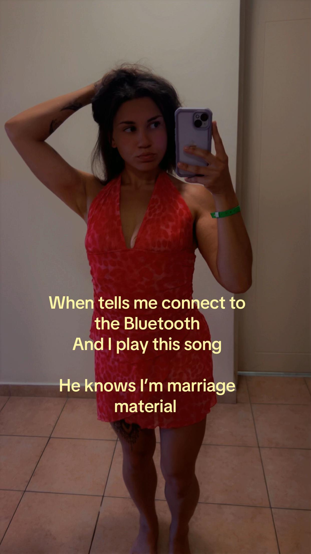 @Holliexoxo