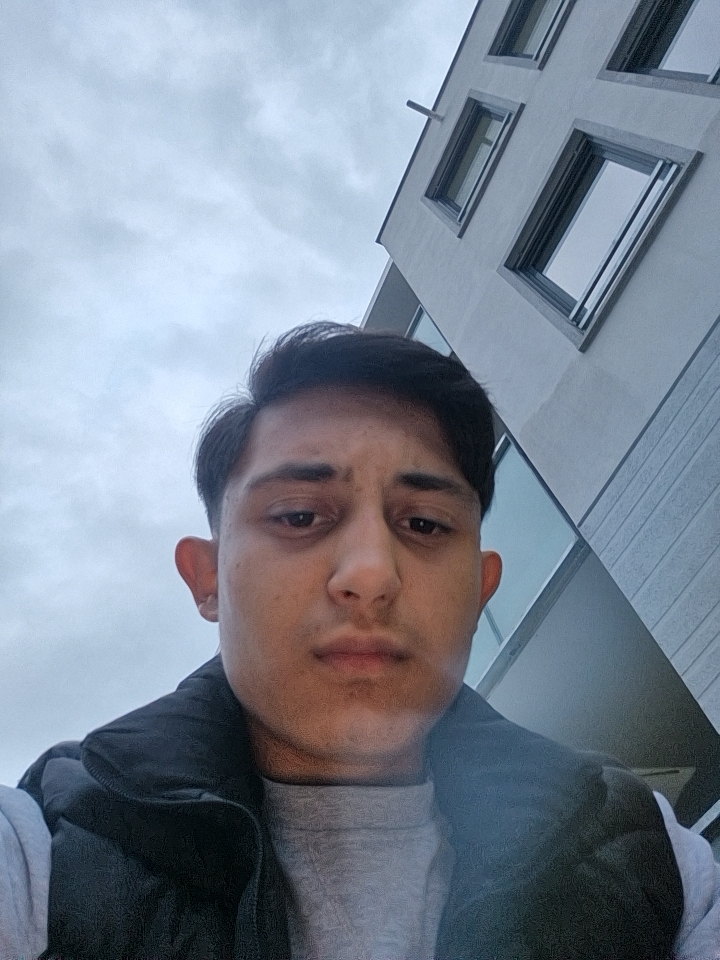 @&sup1;&sup3;⁰&sup1;🇬🇷
