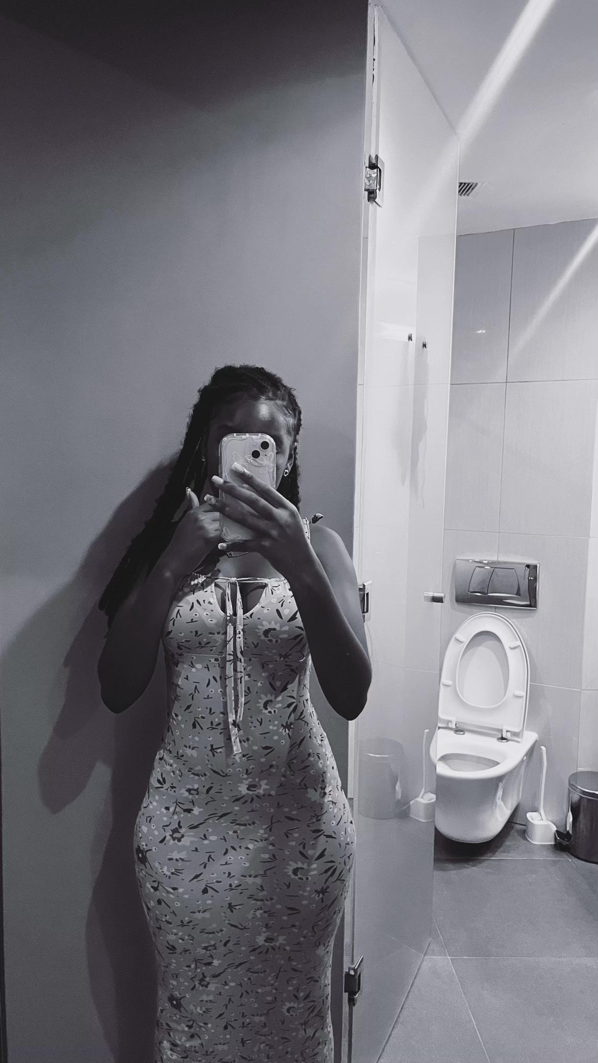 @Shaniq💫