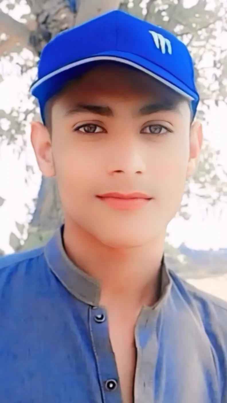 @😎Farman💢official🦅