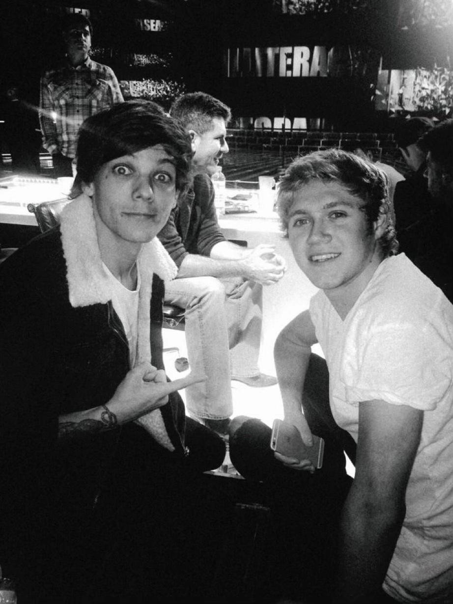 @onedirection_mtm