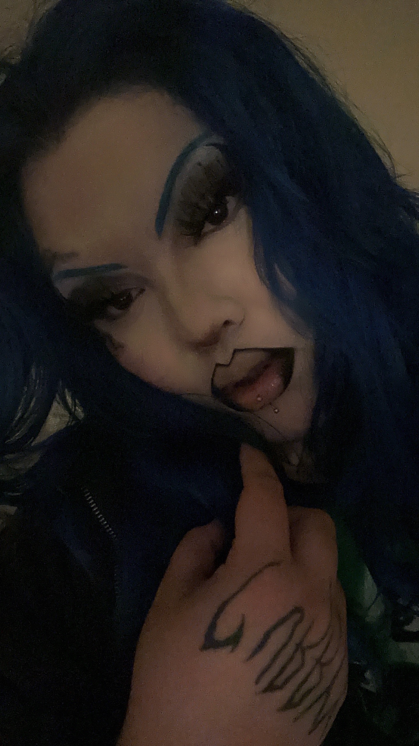 @bluecurrryyy