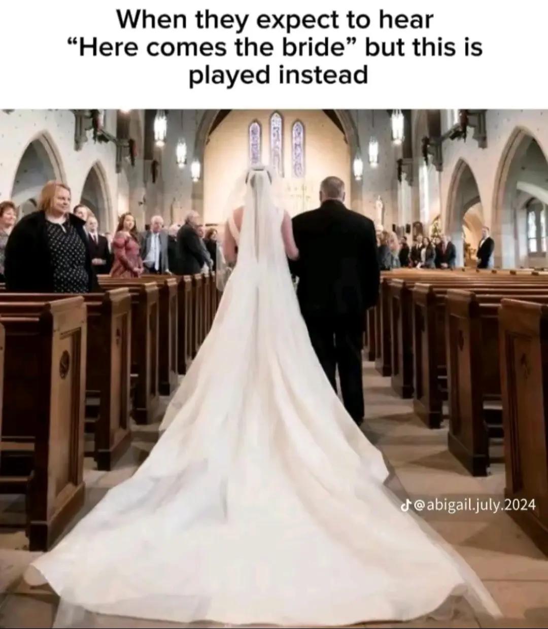 @𝑹𝒐𝒄𝒌𝒆𝒕 𝑸𝒖𝒆𝒆𝒏 🌹
