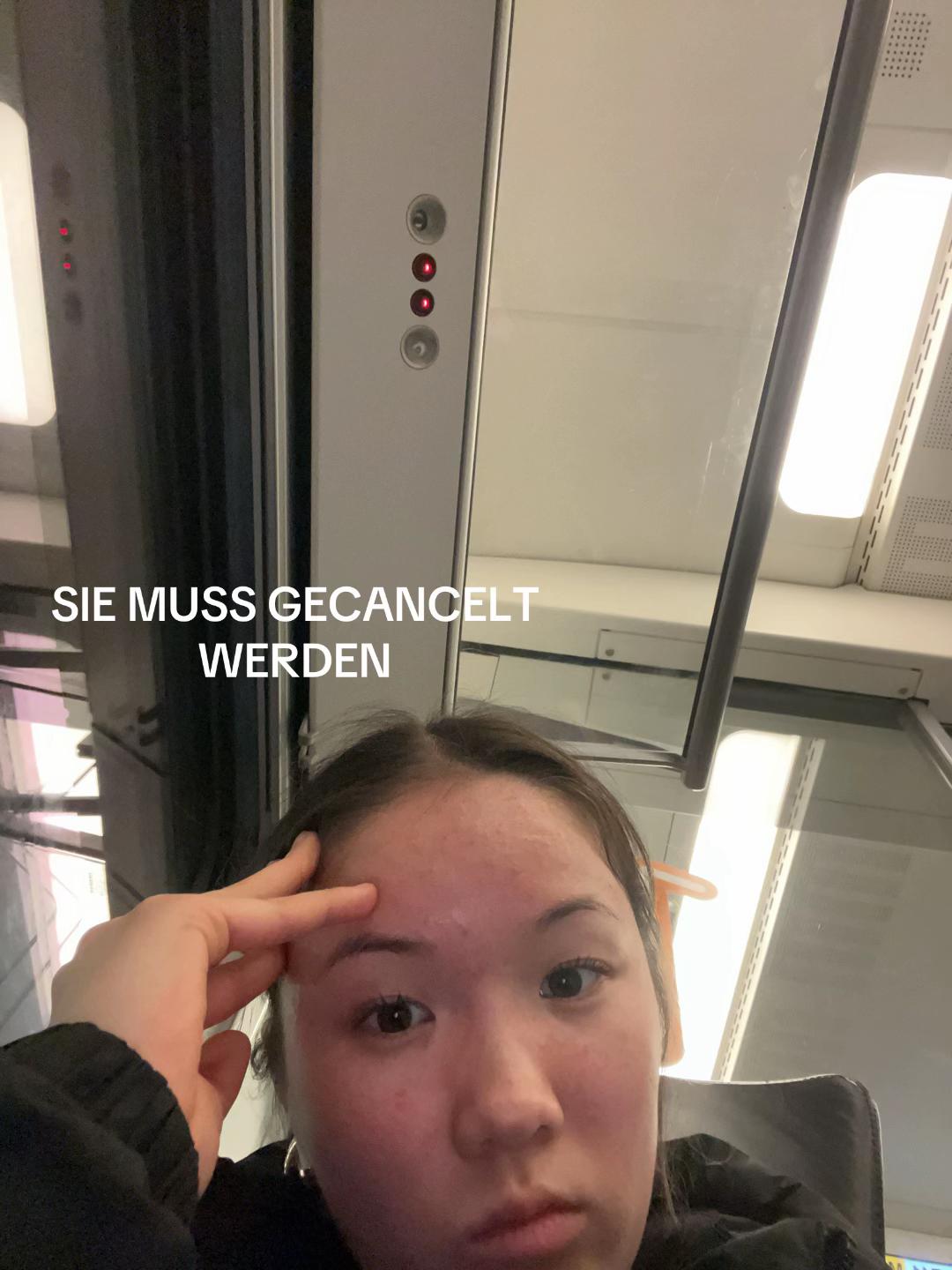 @kkianaaa