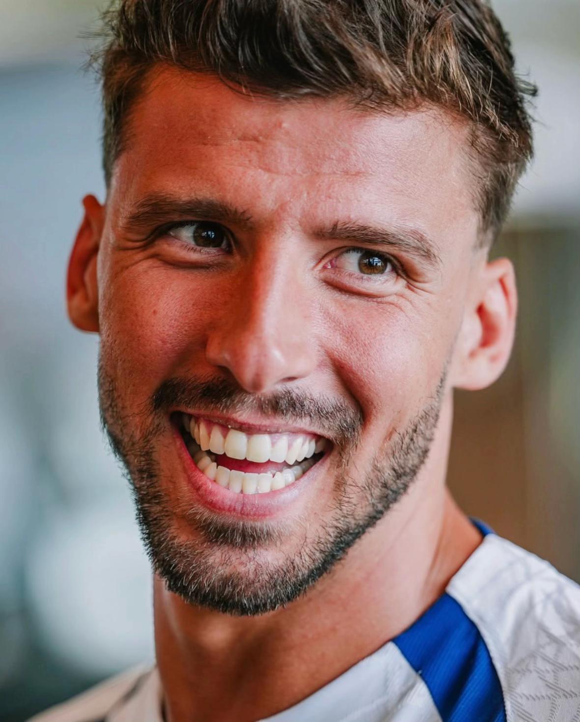 @Rúben Dias | Fan Page