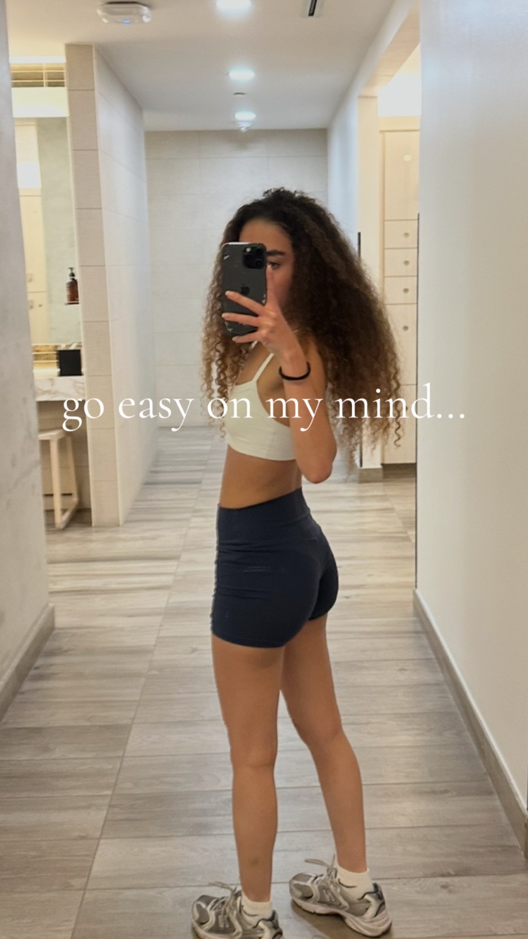 @menna