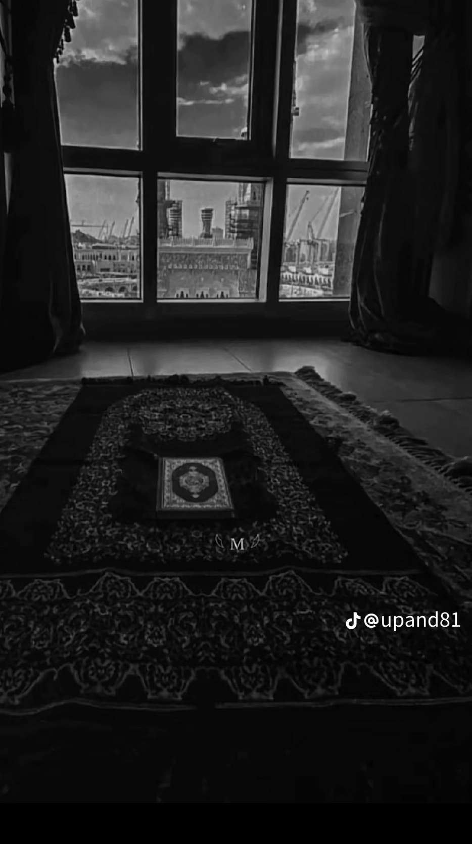 @ابــوعـمــر🏴📚