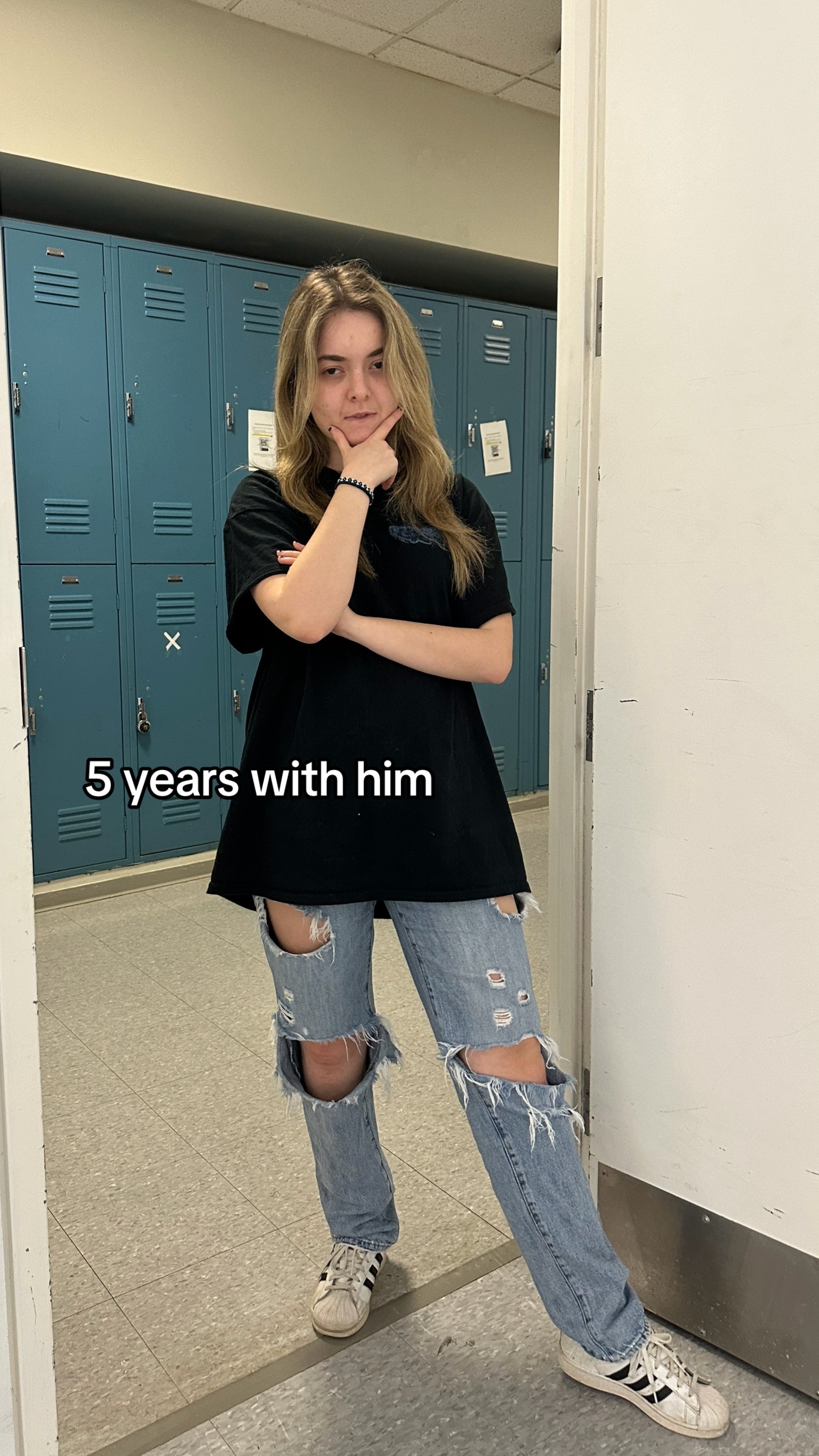 @Ava