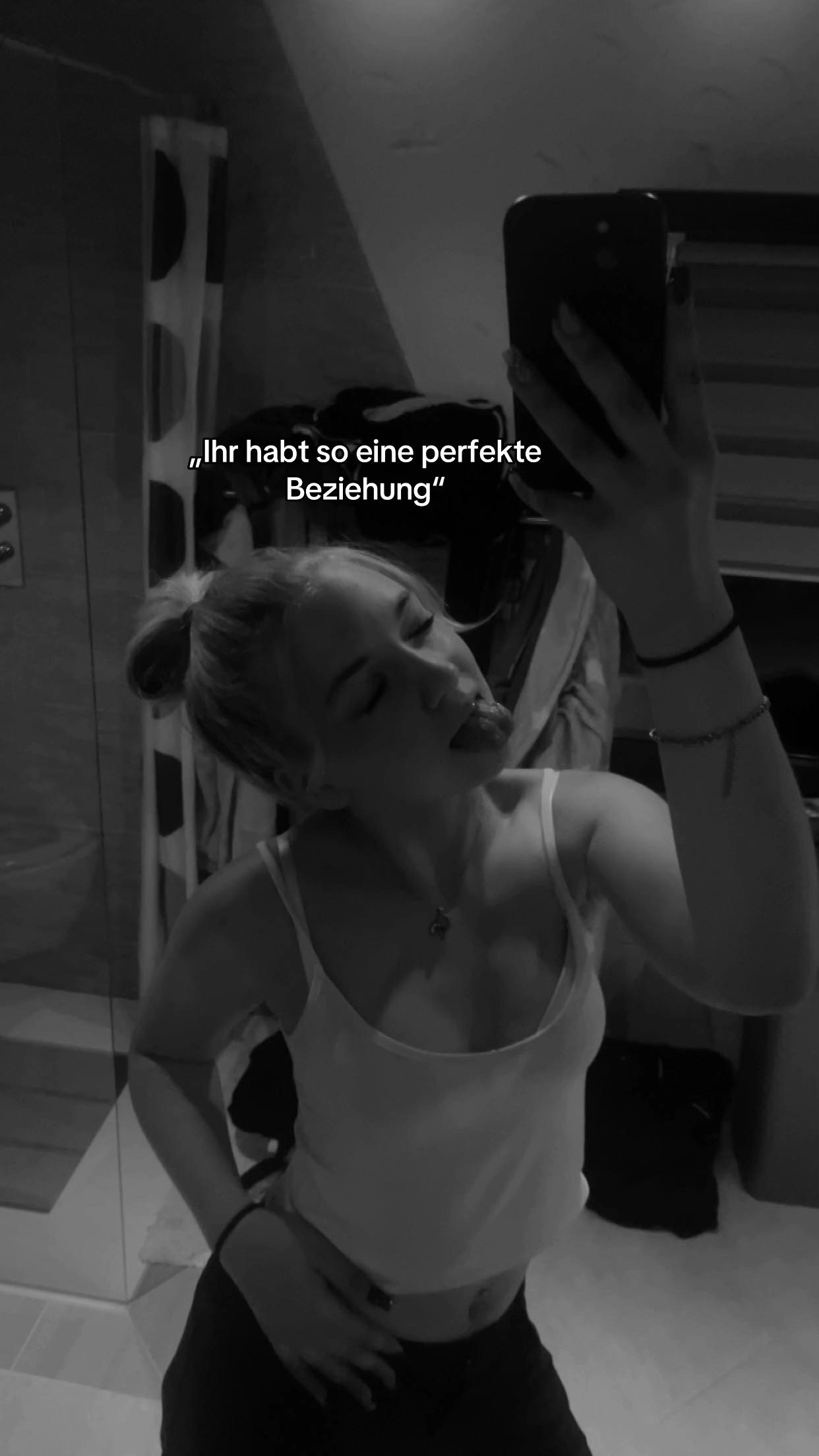 @ℭ𝔢𝔩𝔦𝔫𝔢