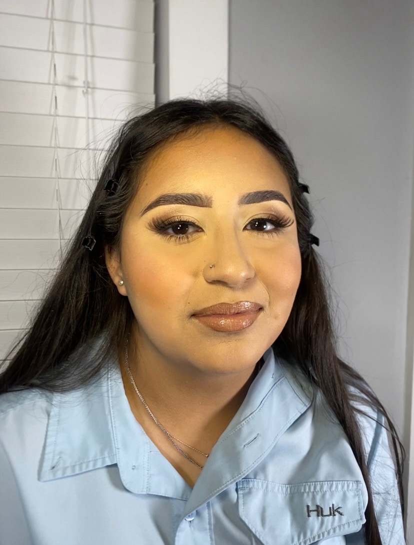 @leslie | beginner MUA