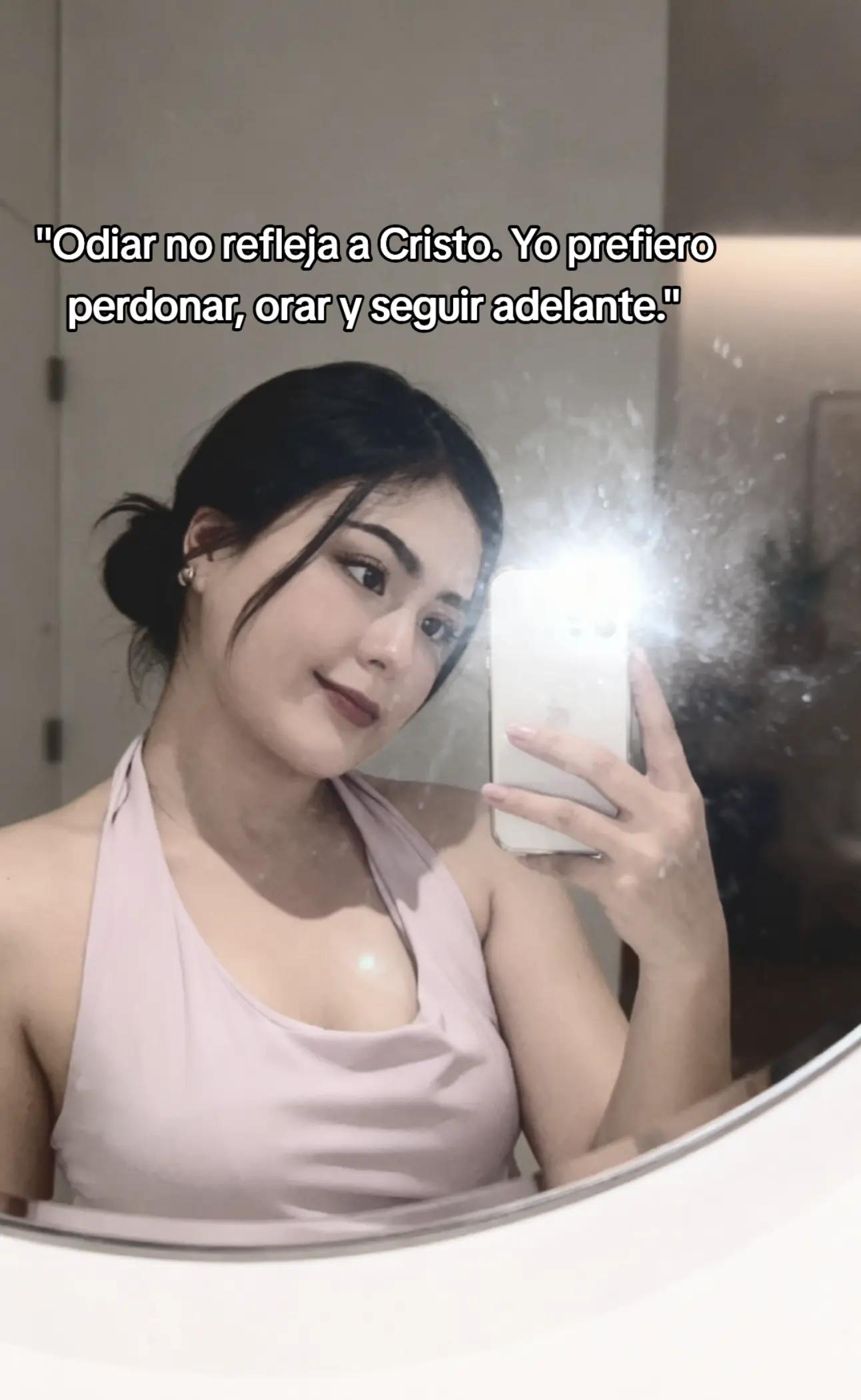 @🦋