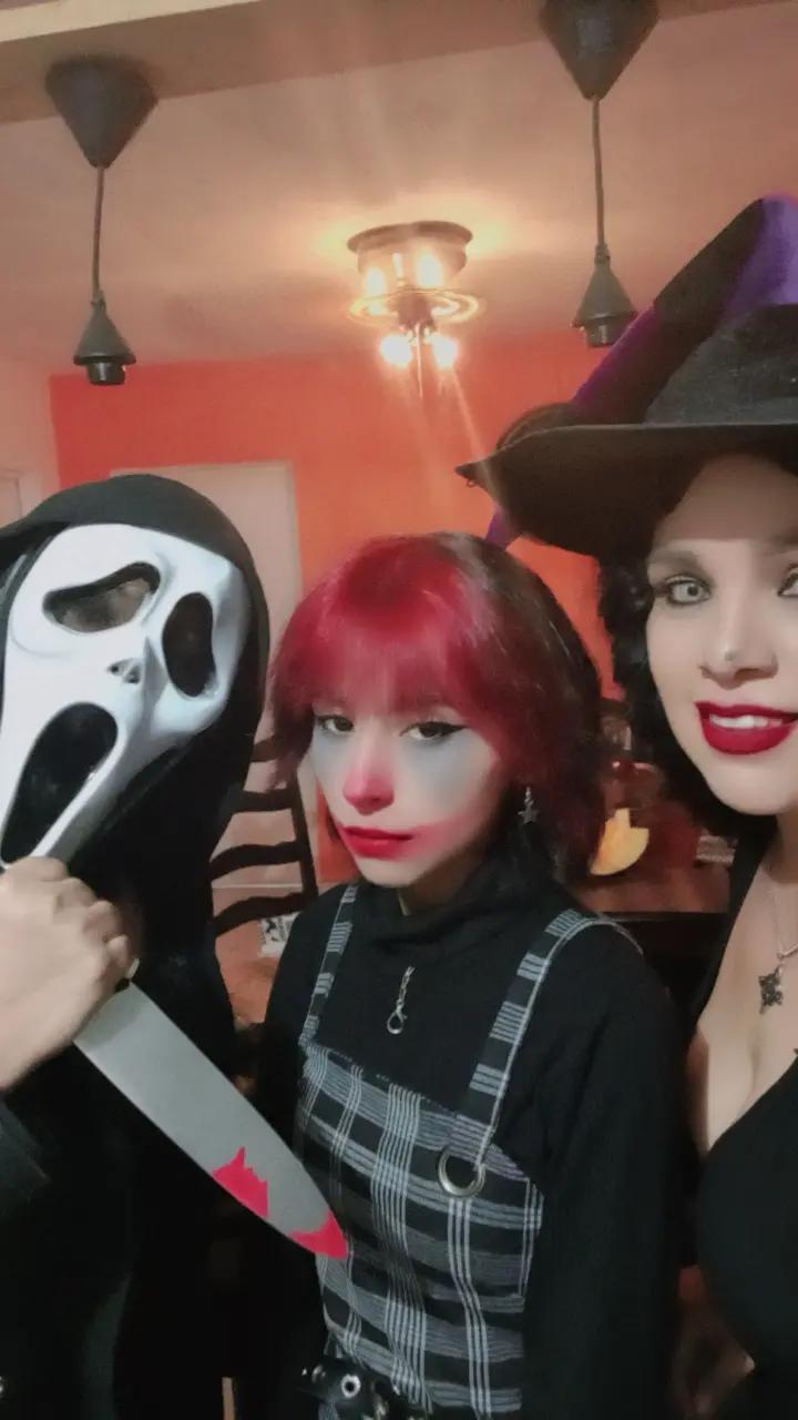 @Lilith Morticia