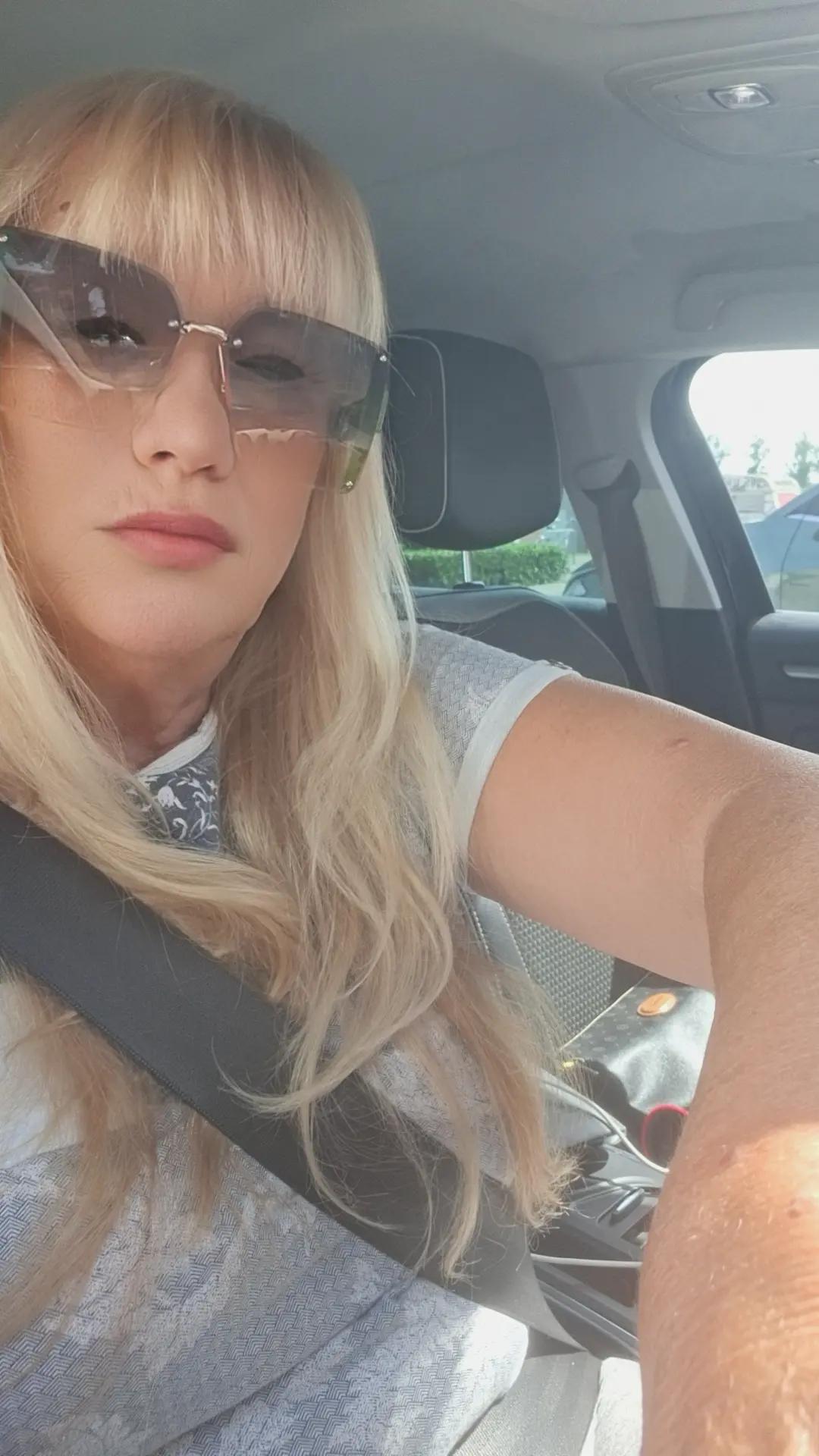 @Sara Policajka