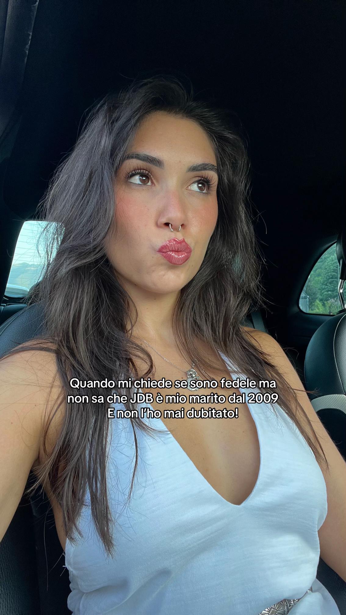 @saramissere