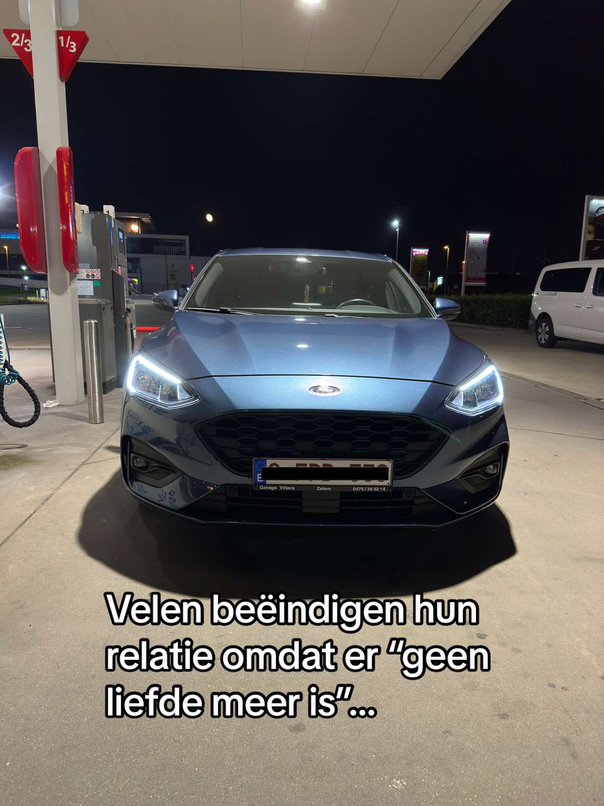 @metallic.bleu.stline