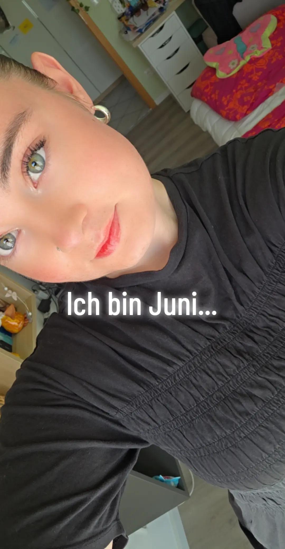 @Felicitas