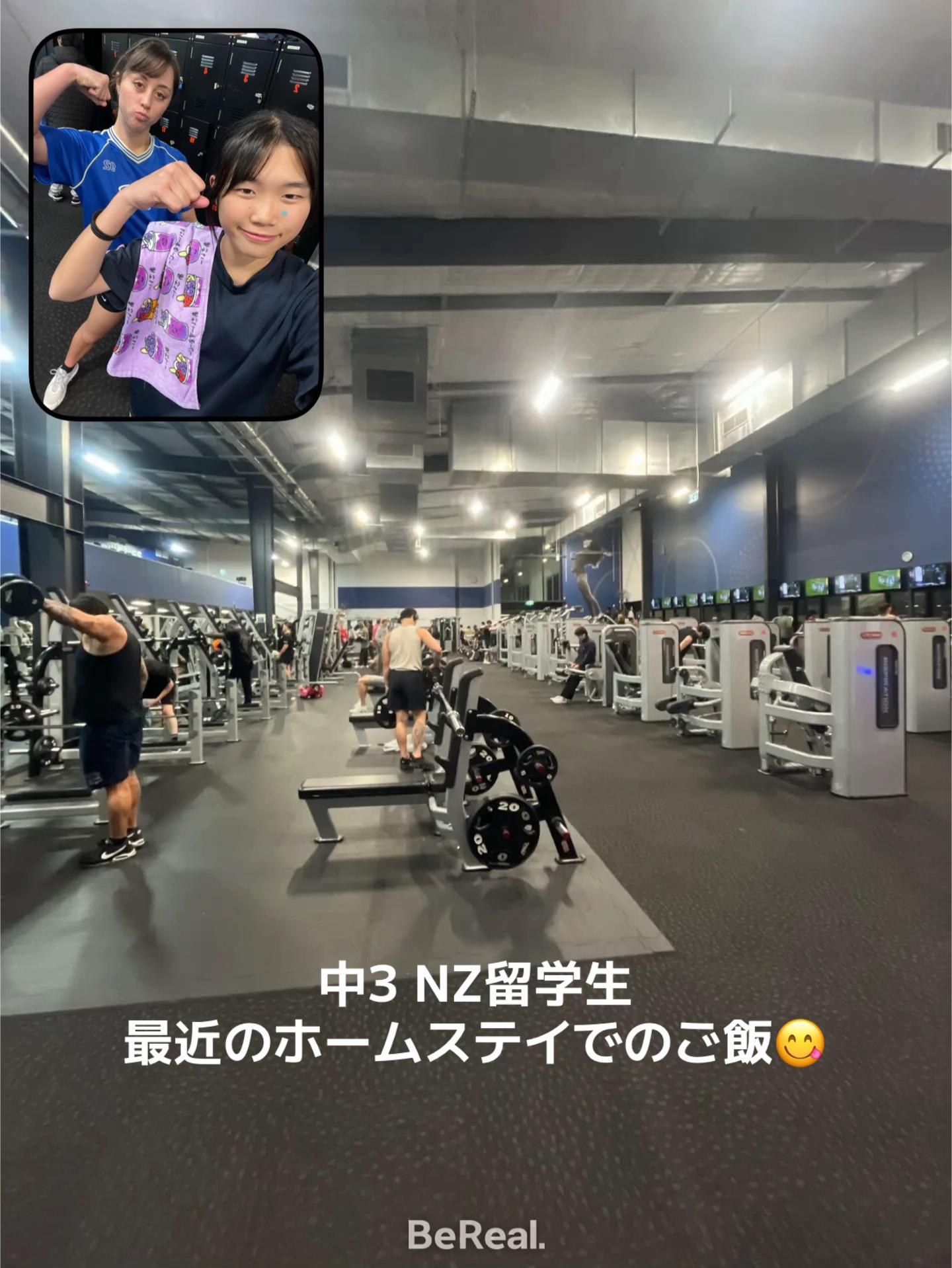 @コニ
