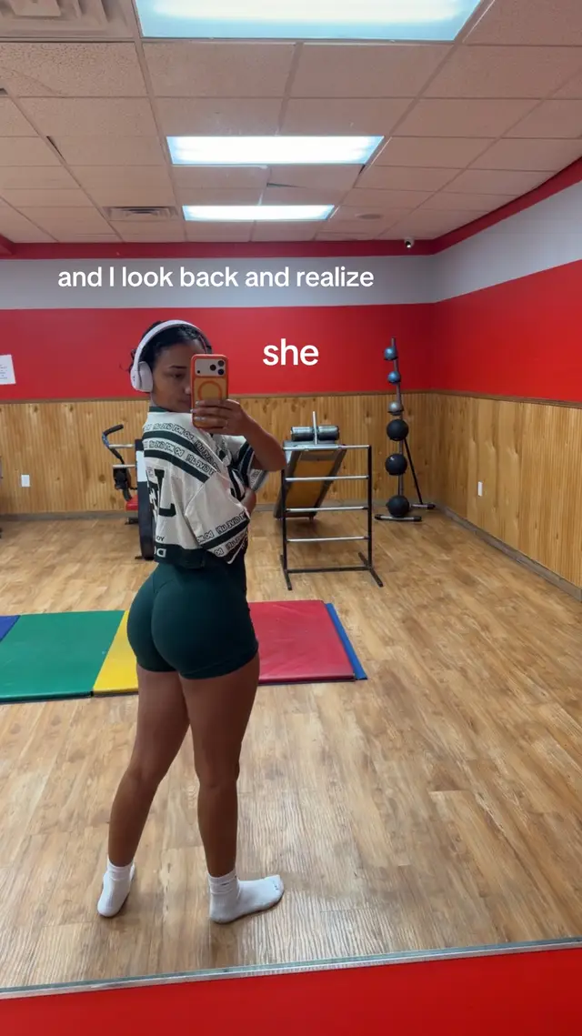 @Morgan Nicole🐆🍒
