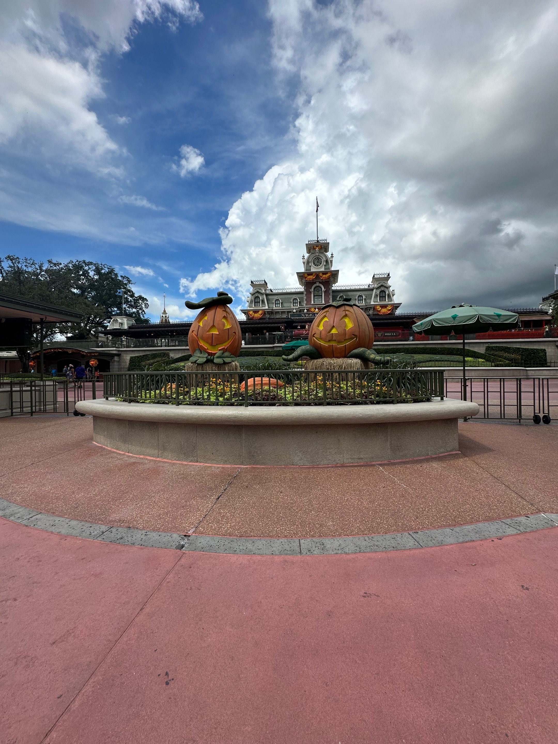 @disneyautismmom