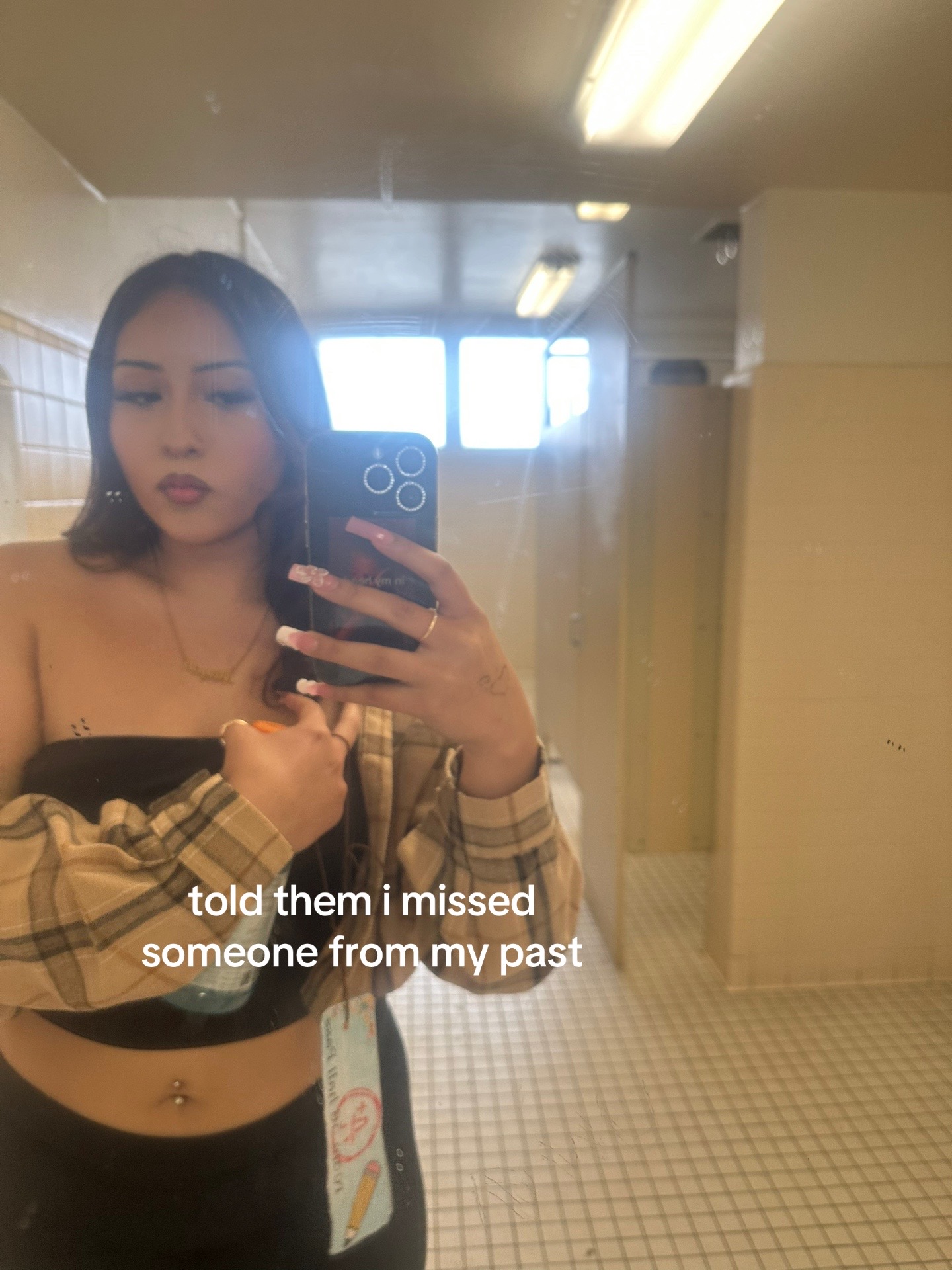 @️