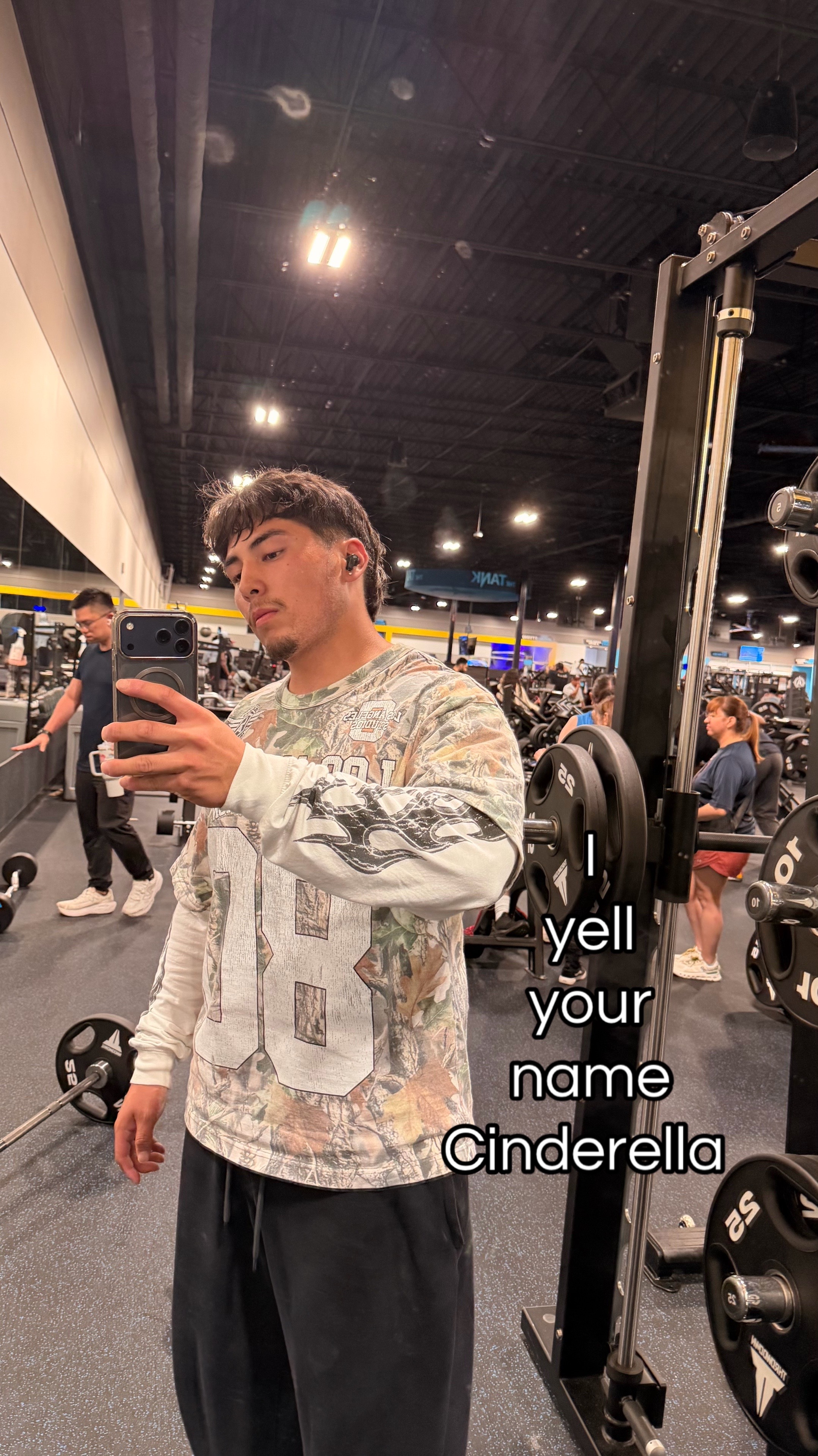 @Anthony Valadez