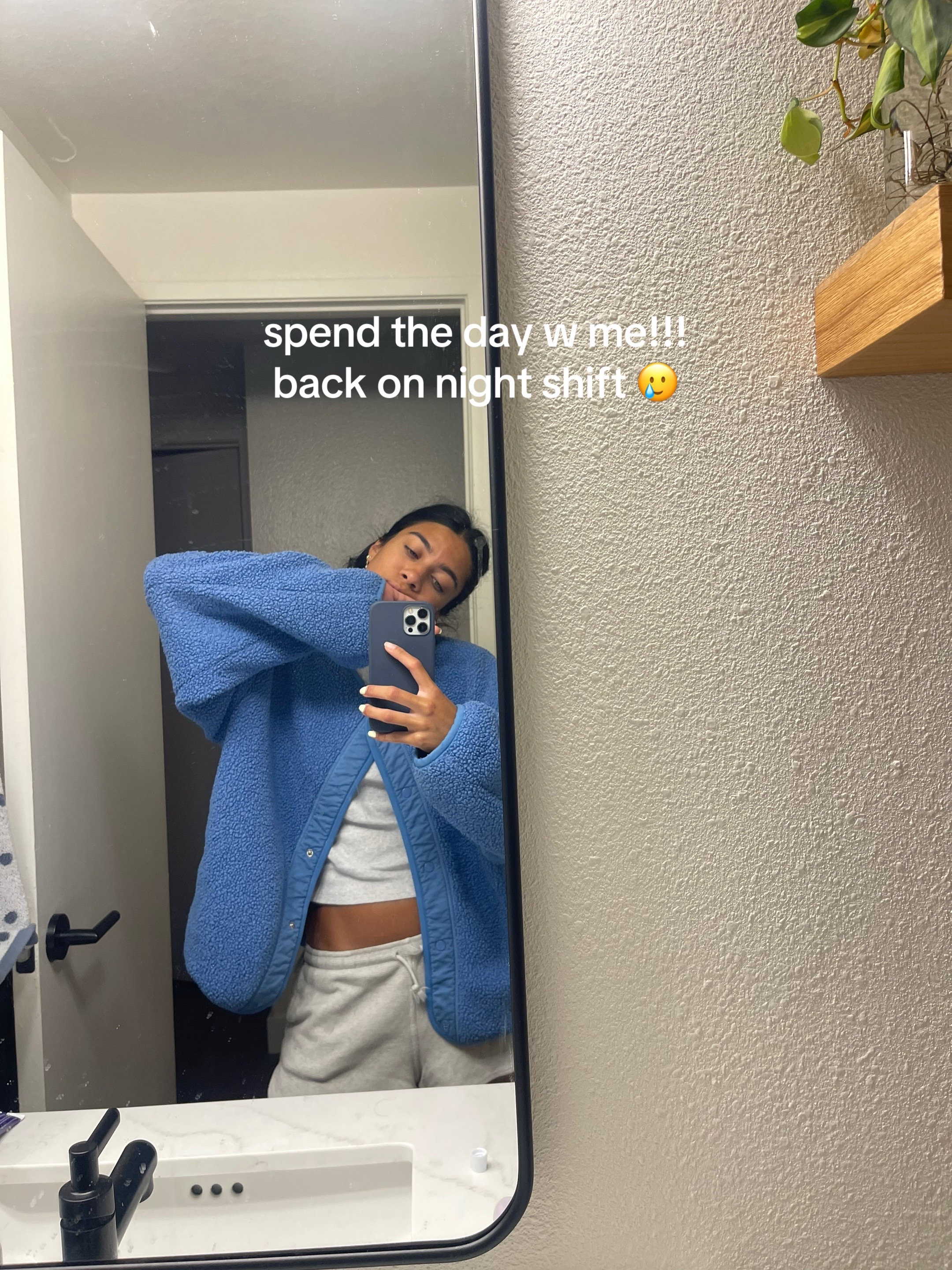 @Bella