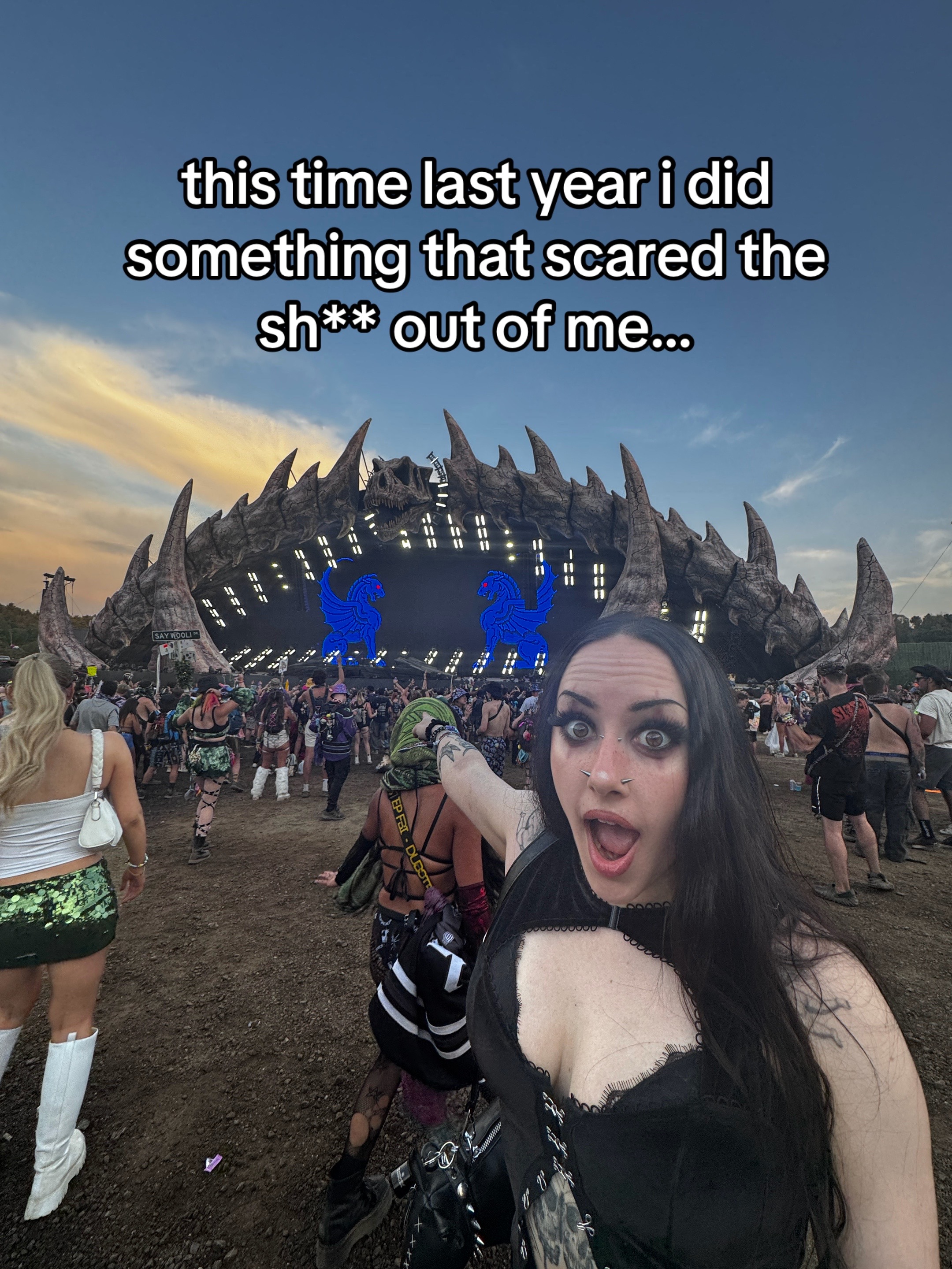 @2DY4
