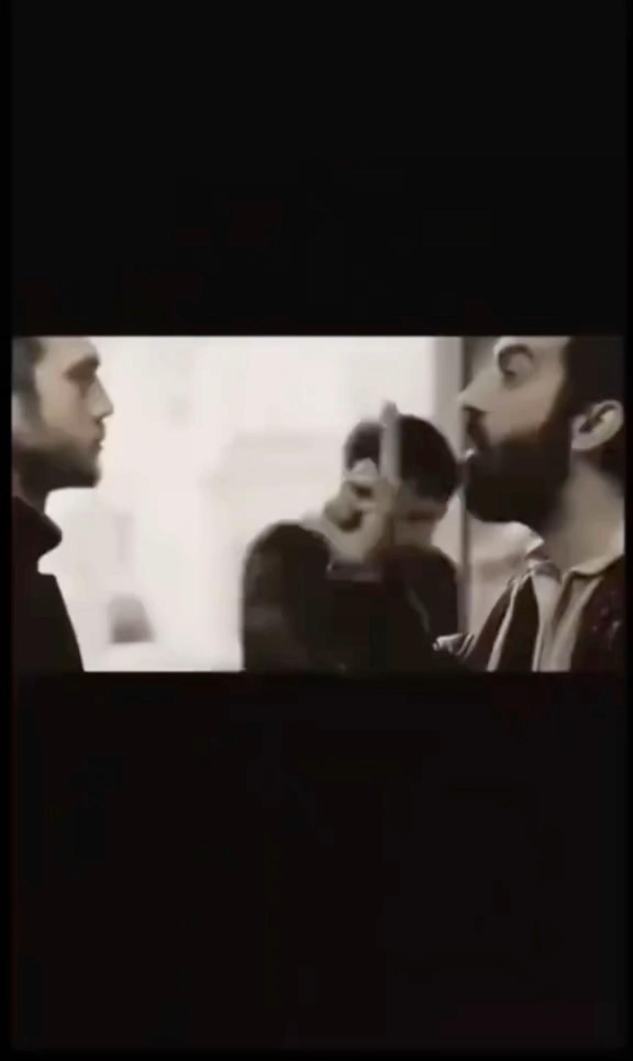 @MUNDA🎭SAlKOTi🦅🎭