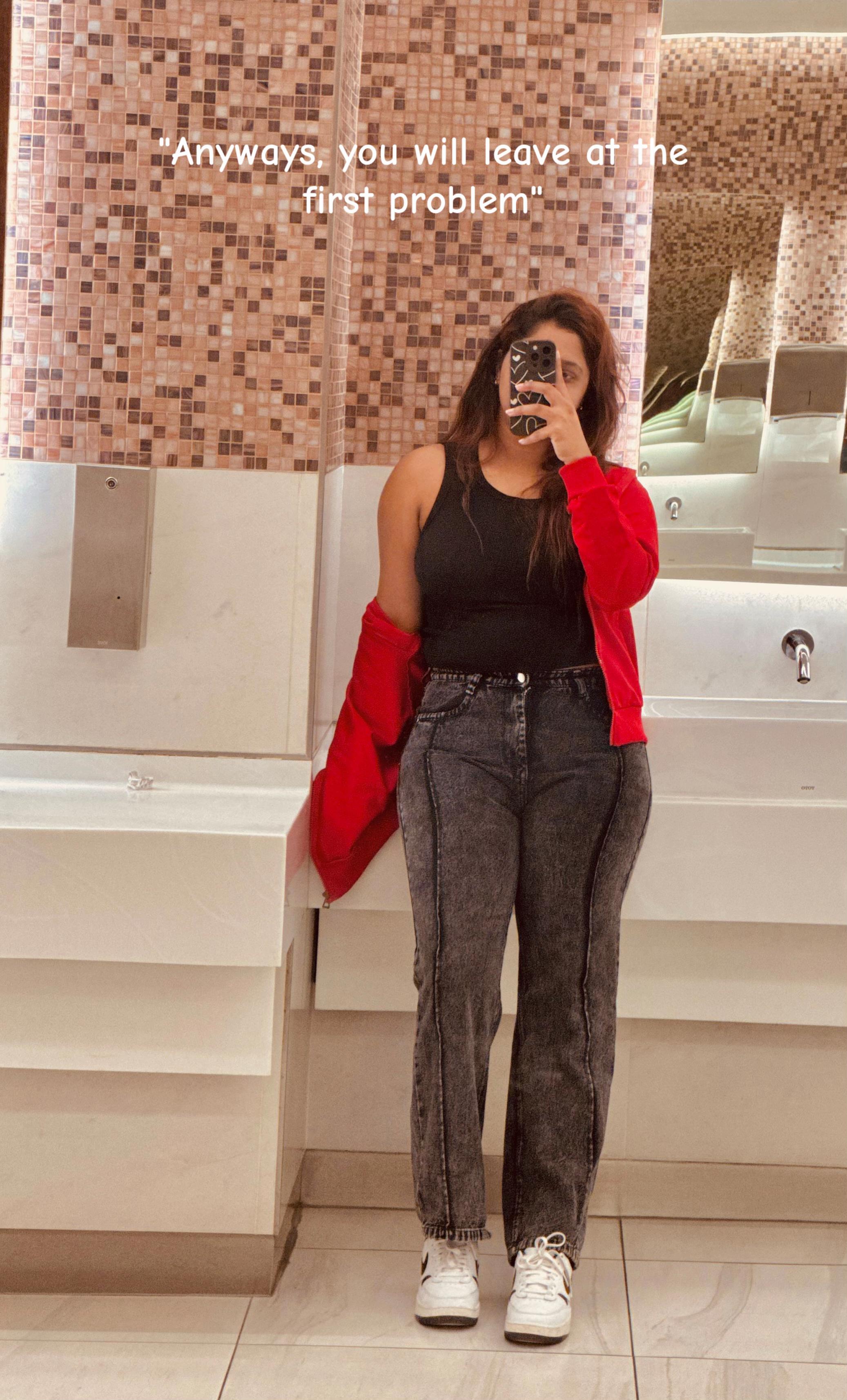 @𝙹𝚊𝚢𝚢🍒"