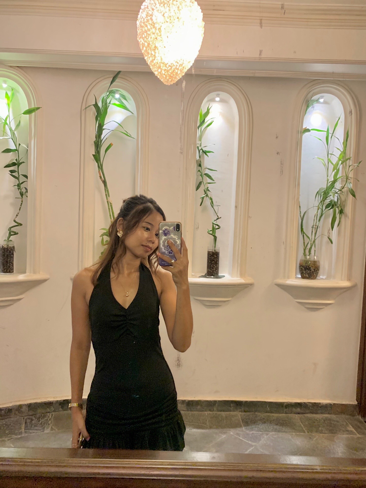 @🥂