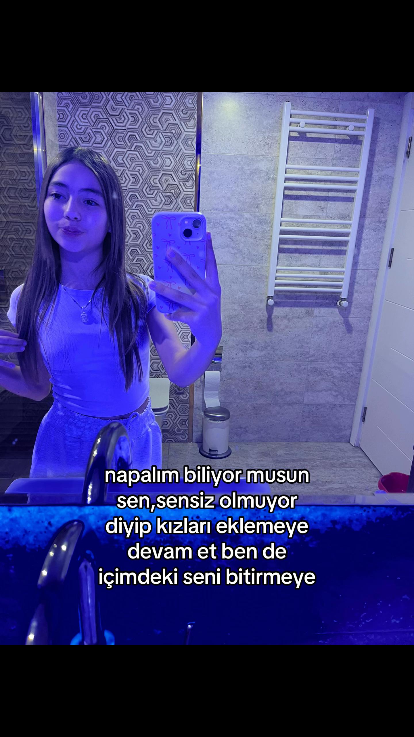 @Eylül🇹🇷🇪🇸