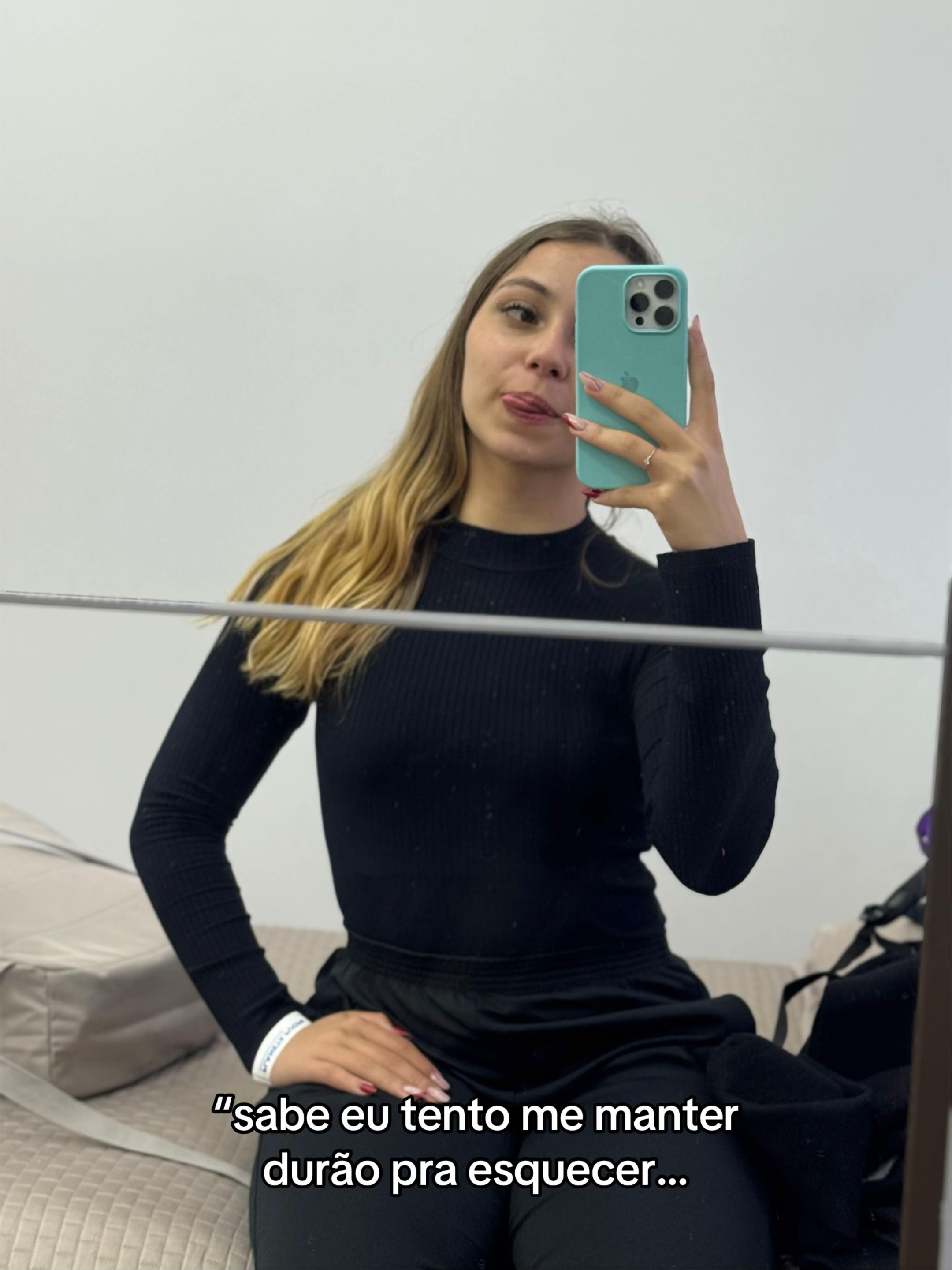 @🦋
