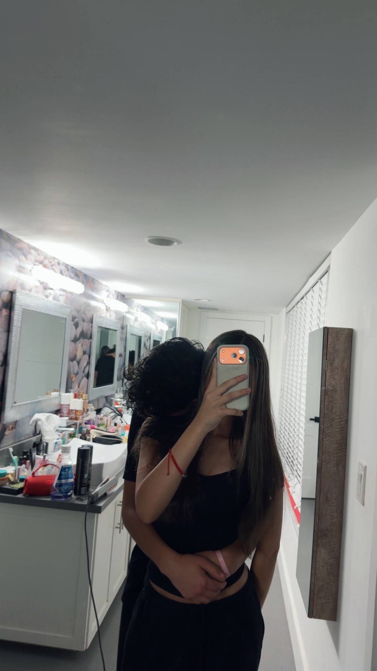 @madislive0