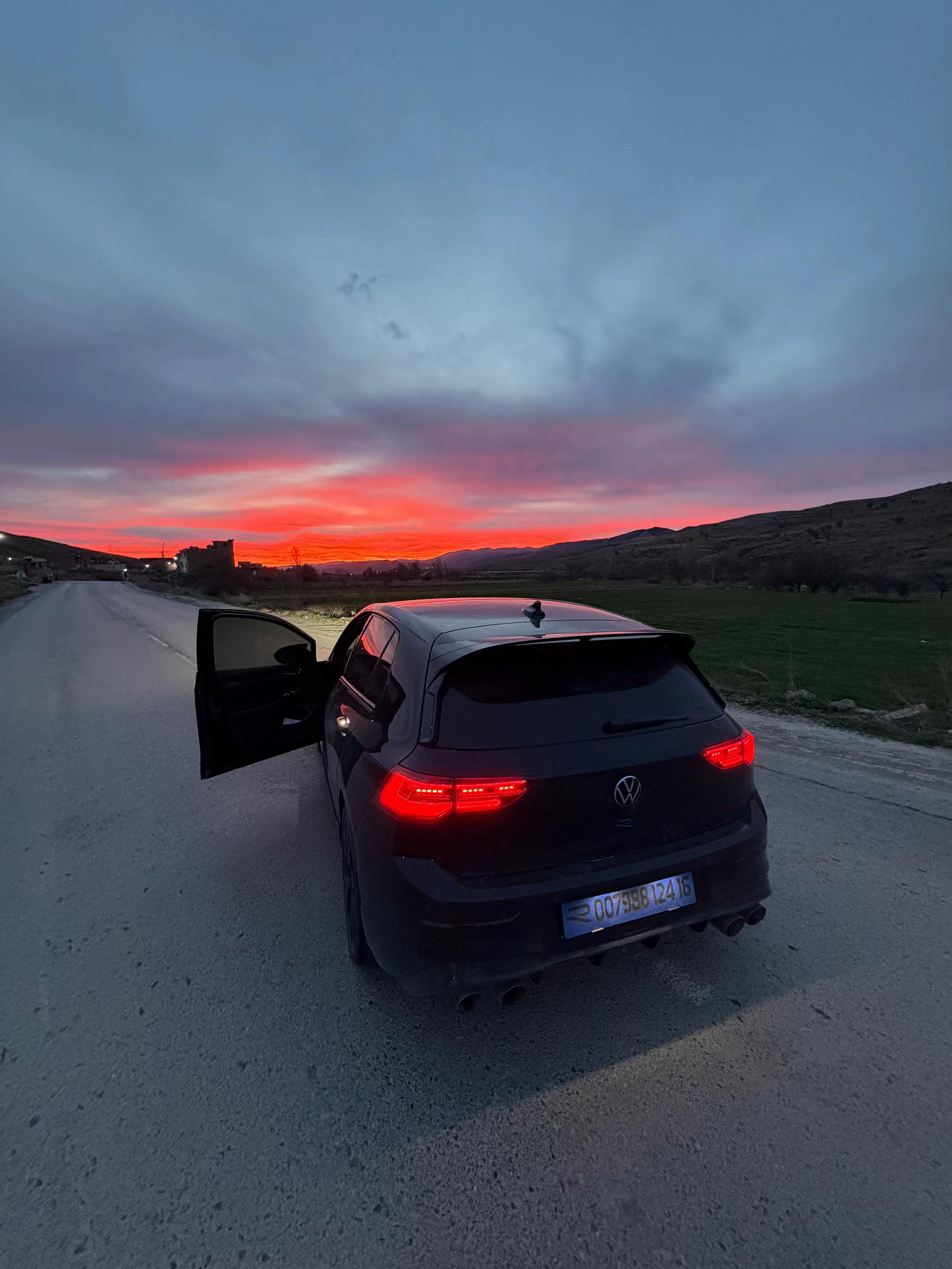 @ZiYaD BeLaYaTi ❤️