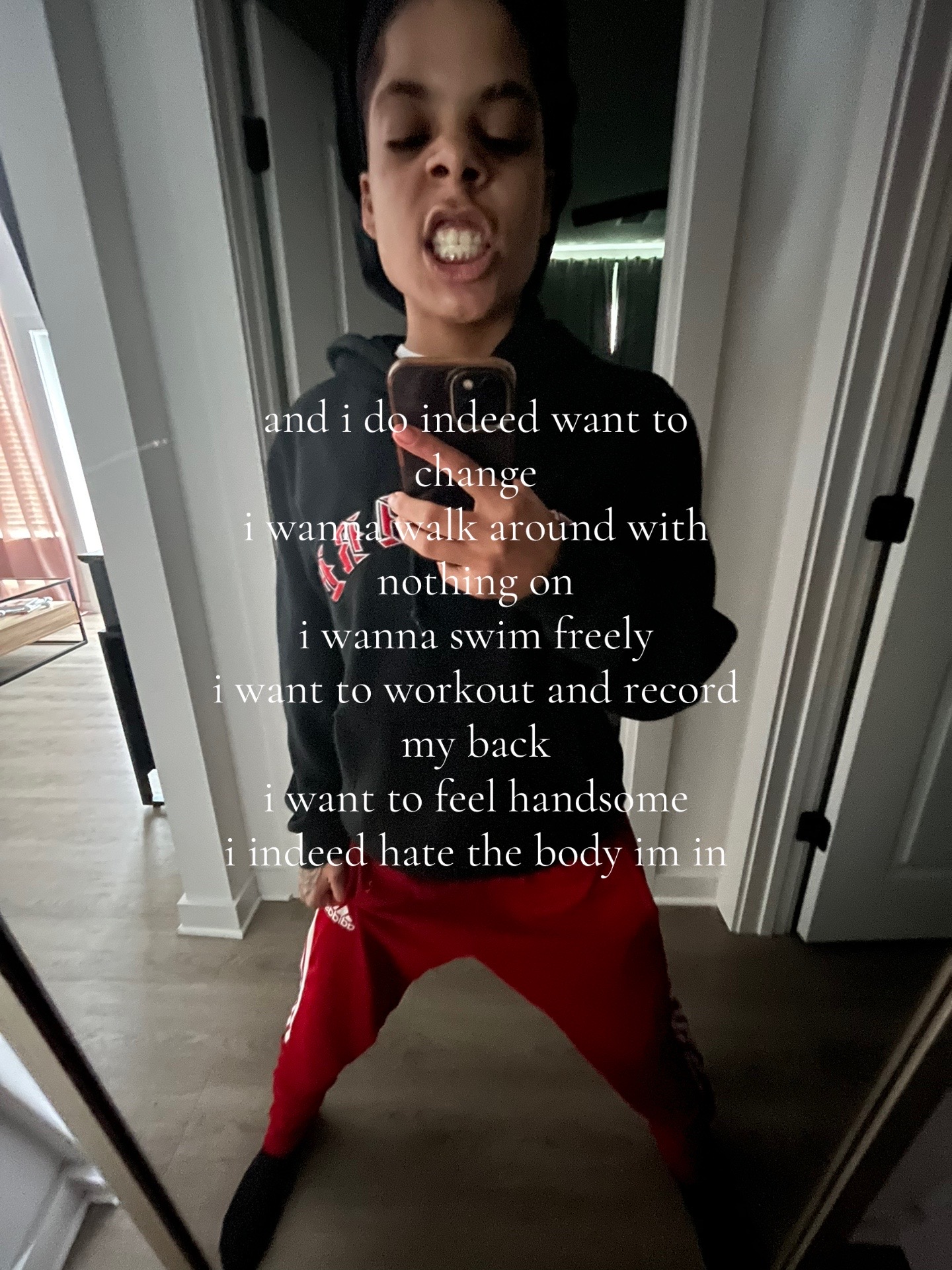 @⃟
