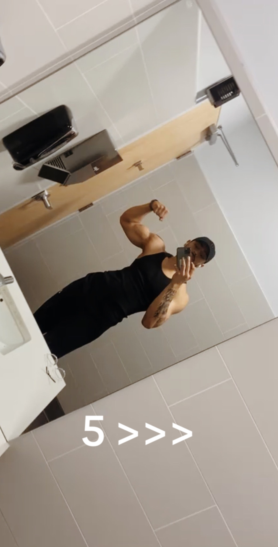 @hrx.604