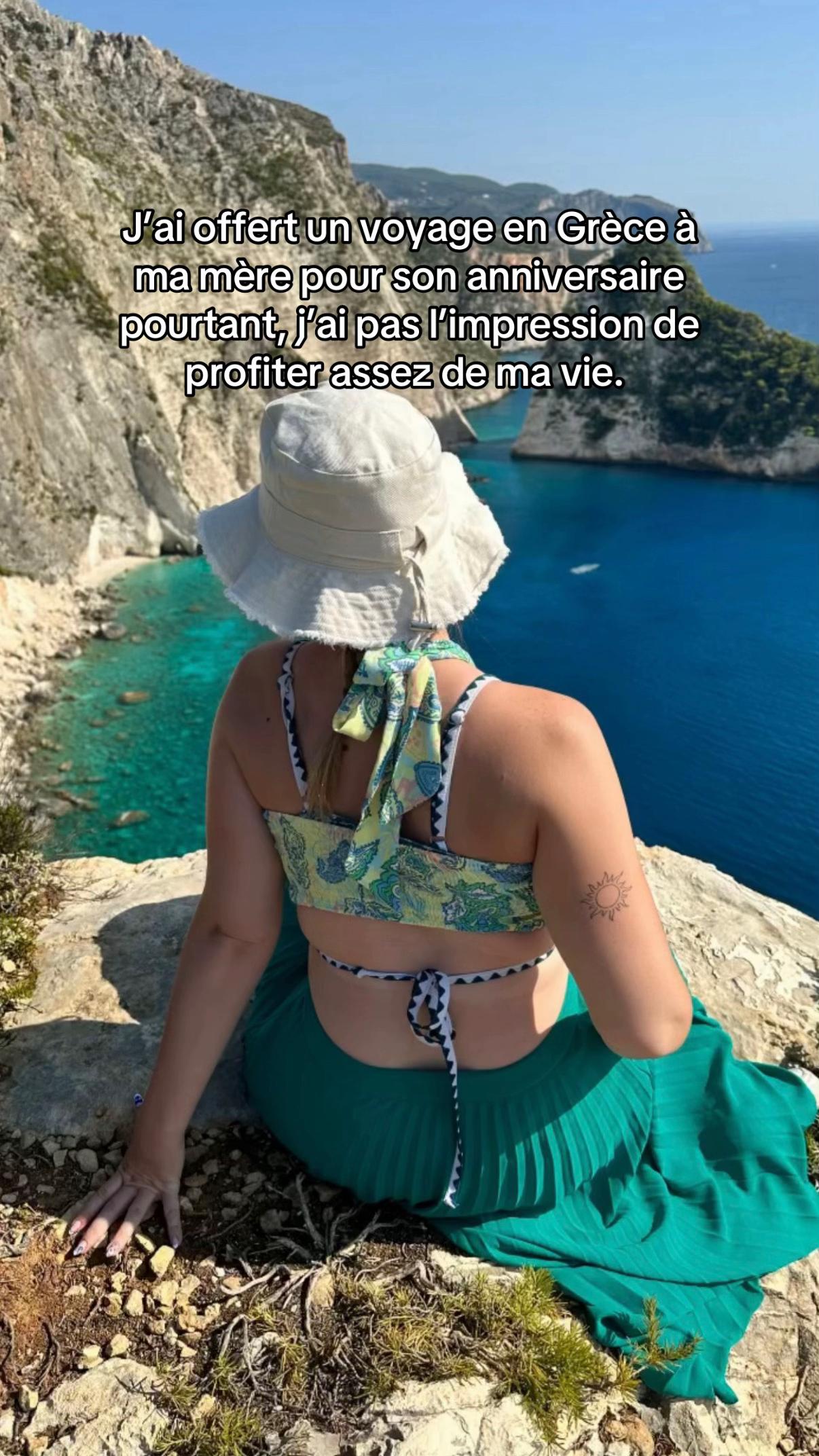 @_celine_
