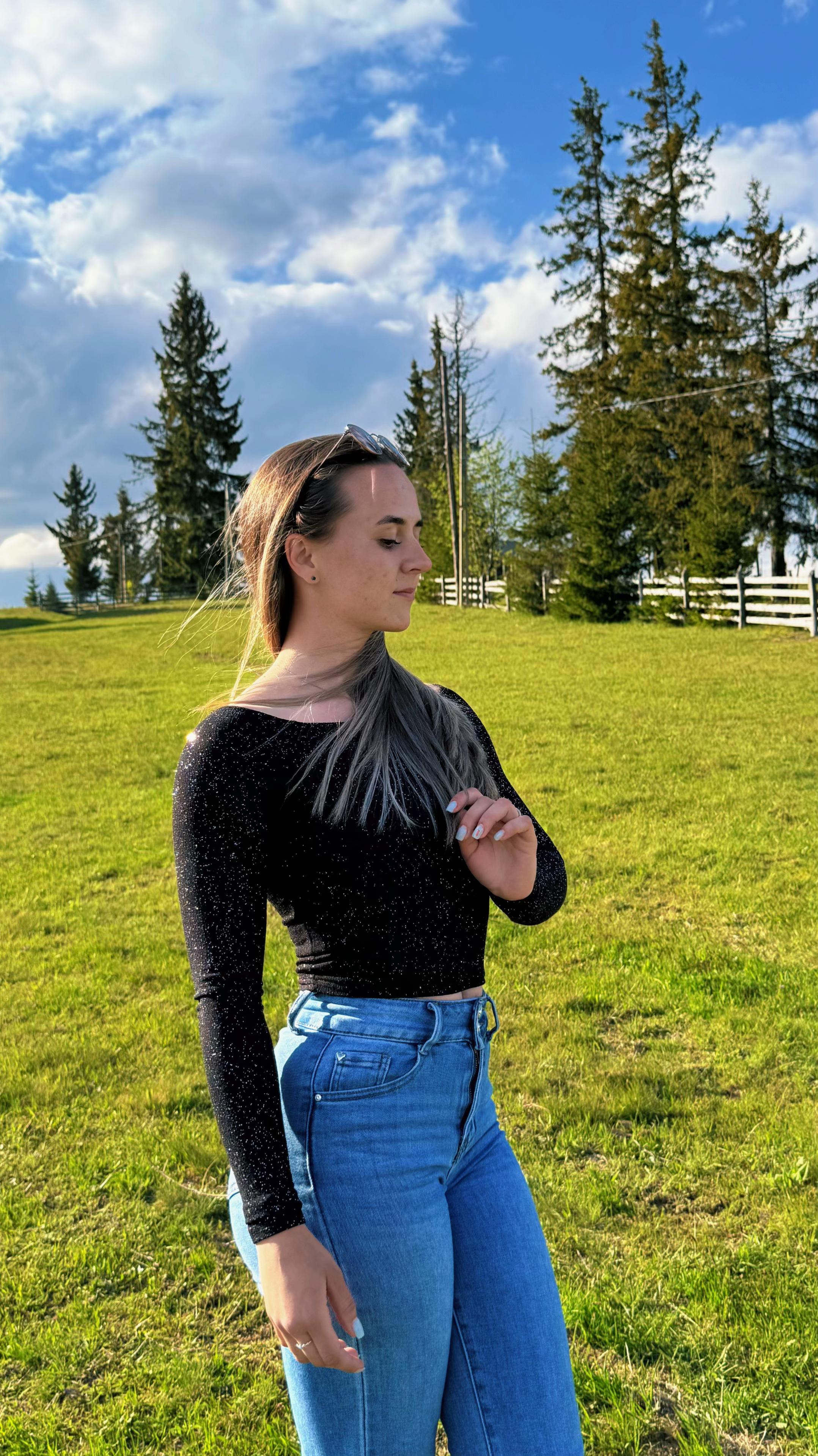 @Andreea R&icirc;nziș