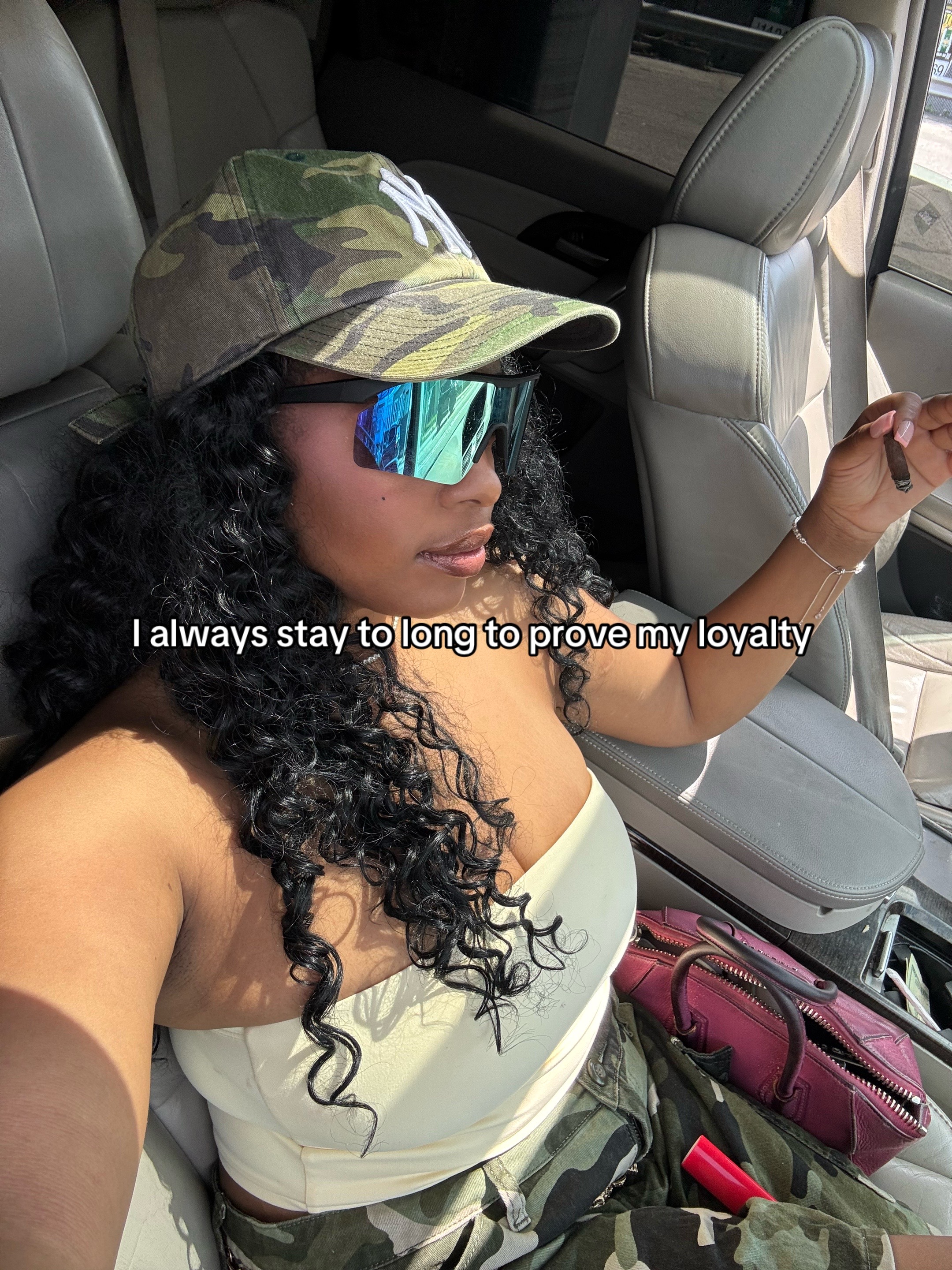@shegotabag