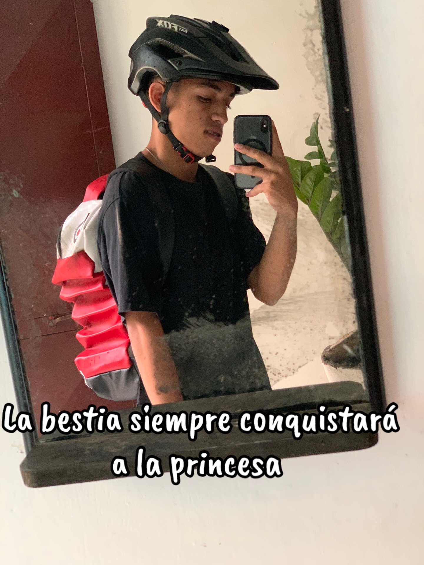 @Lara 👳🏽♂️🕸️