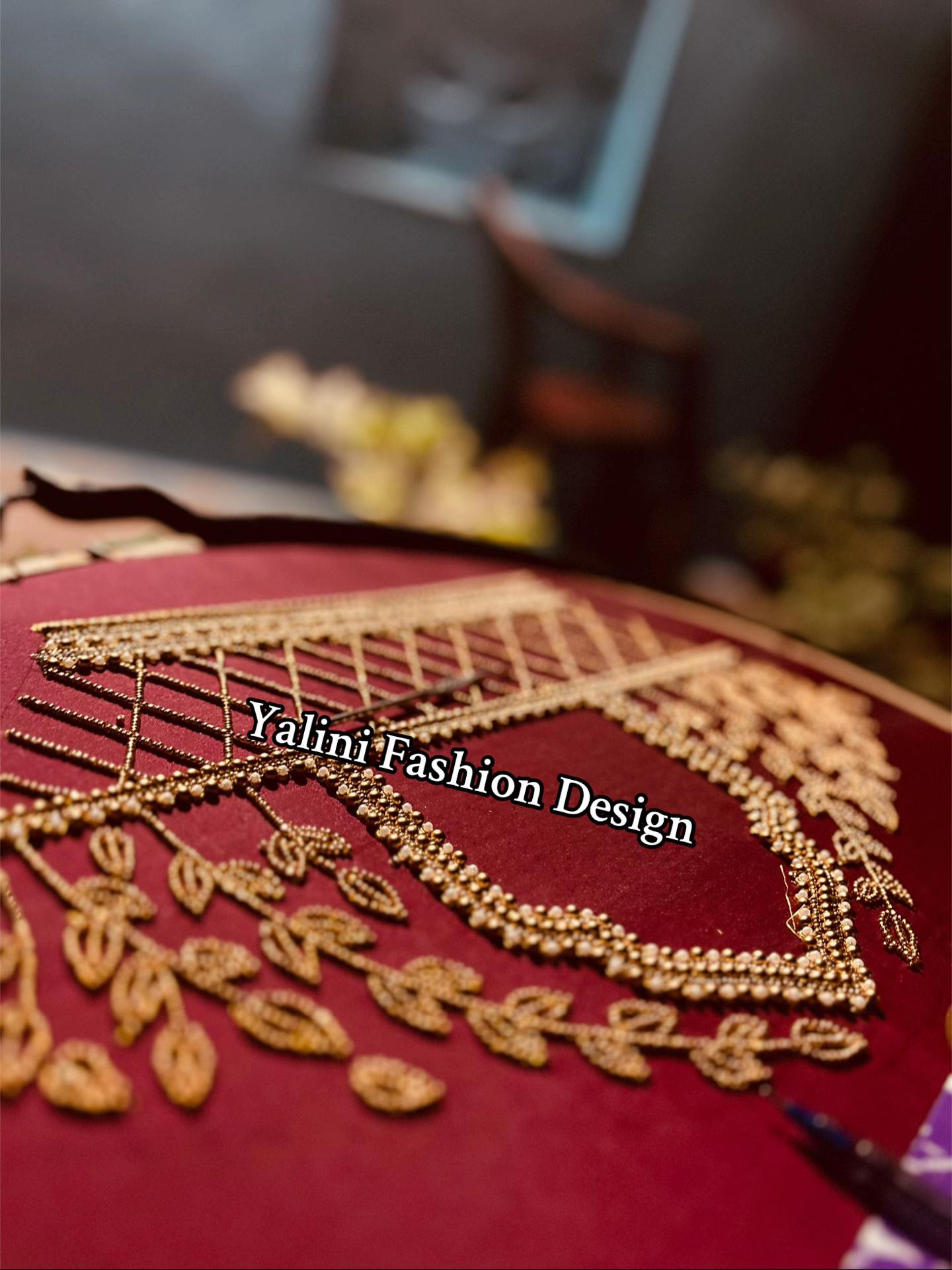 @yalini Aari Designer