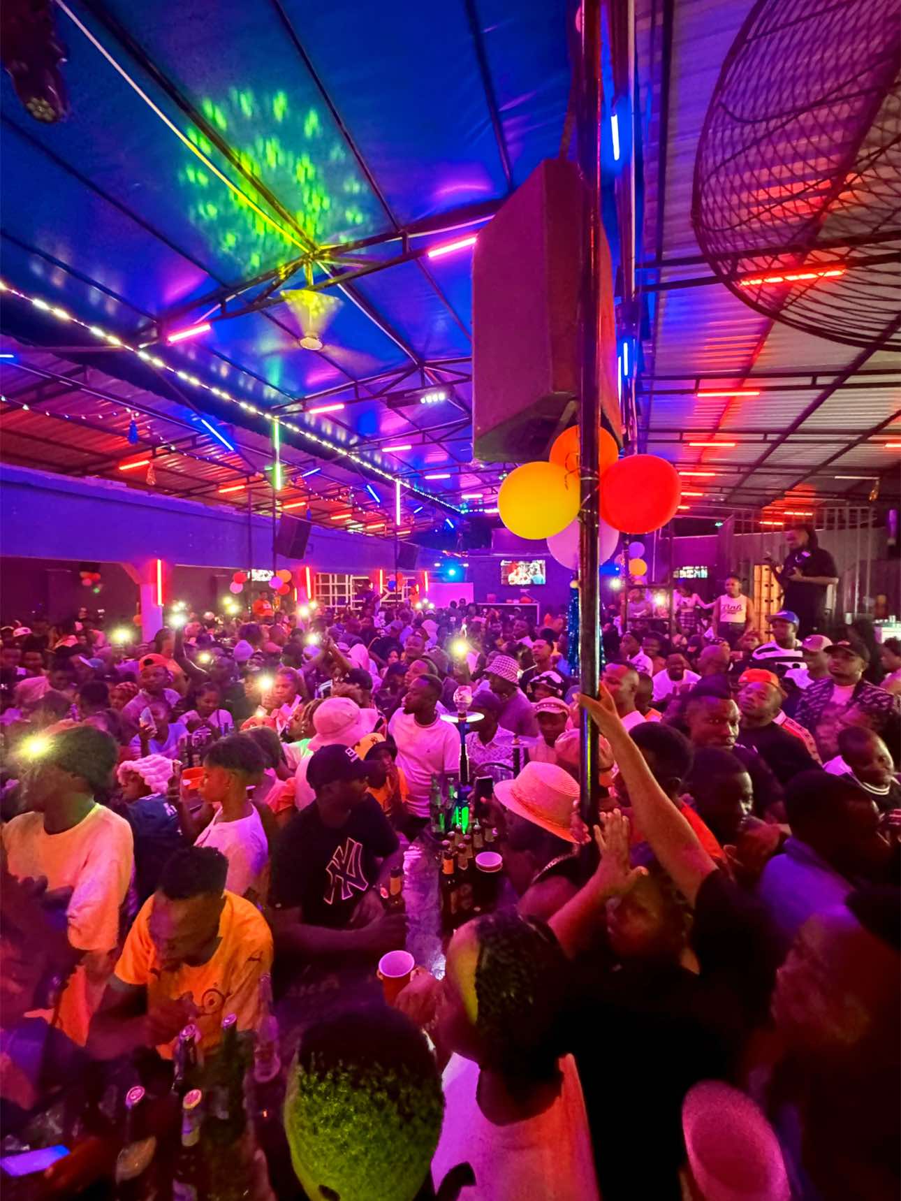 @KissTownBar