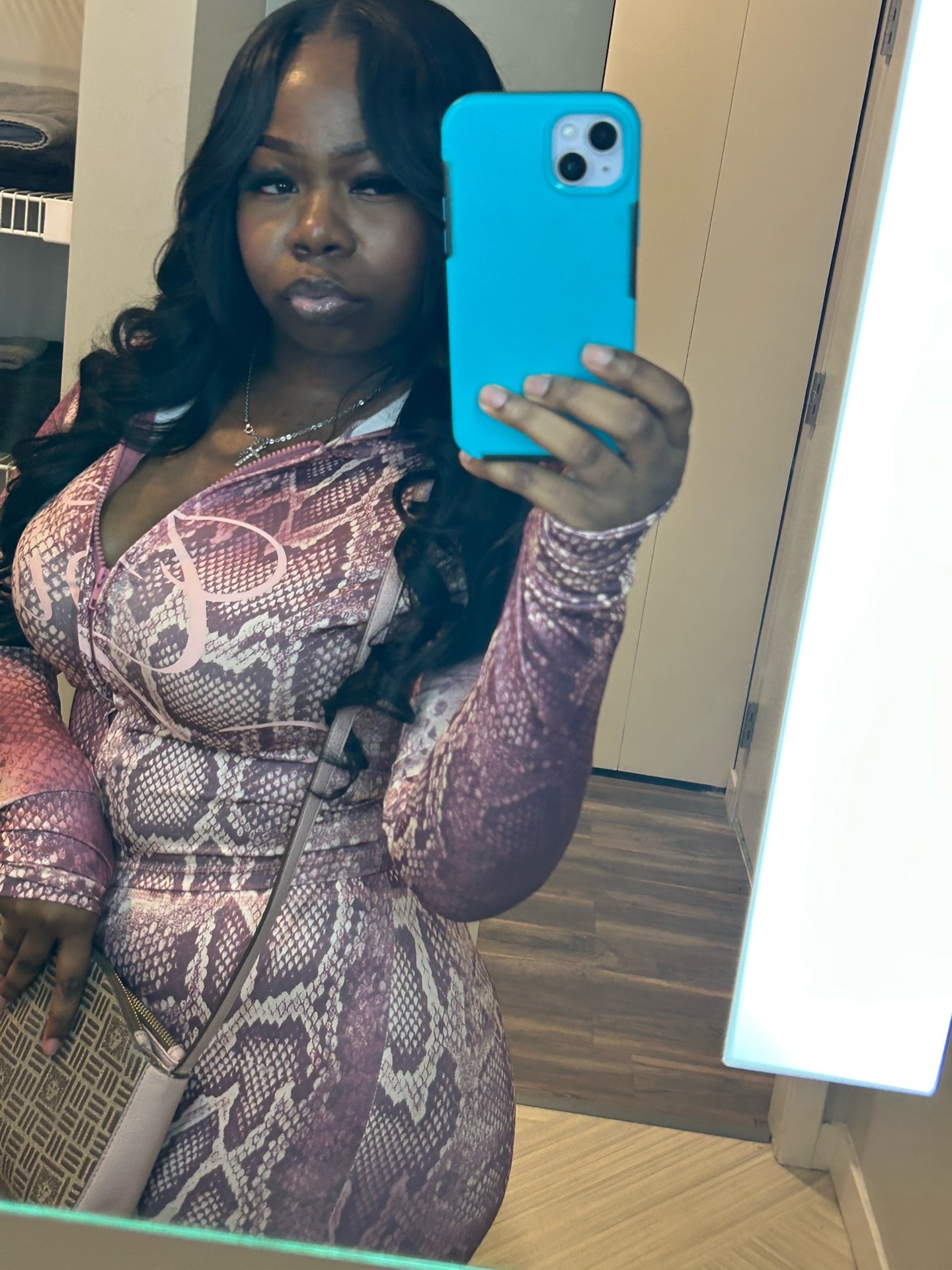 @Anonymousthickgirl