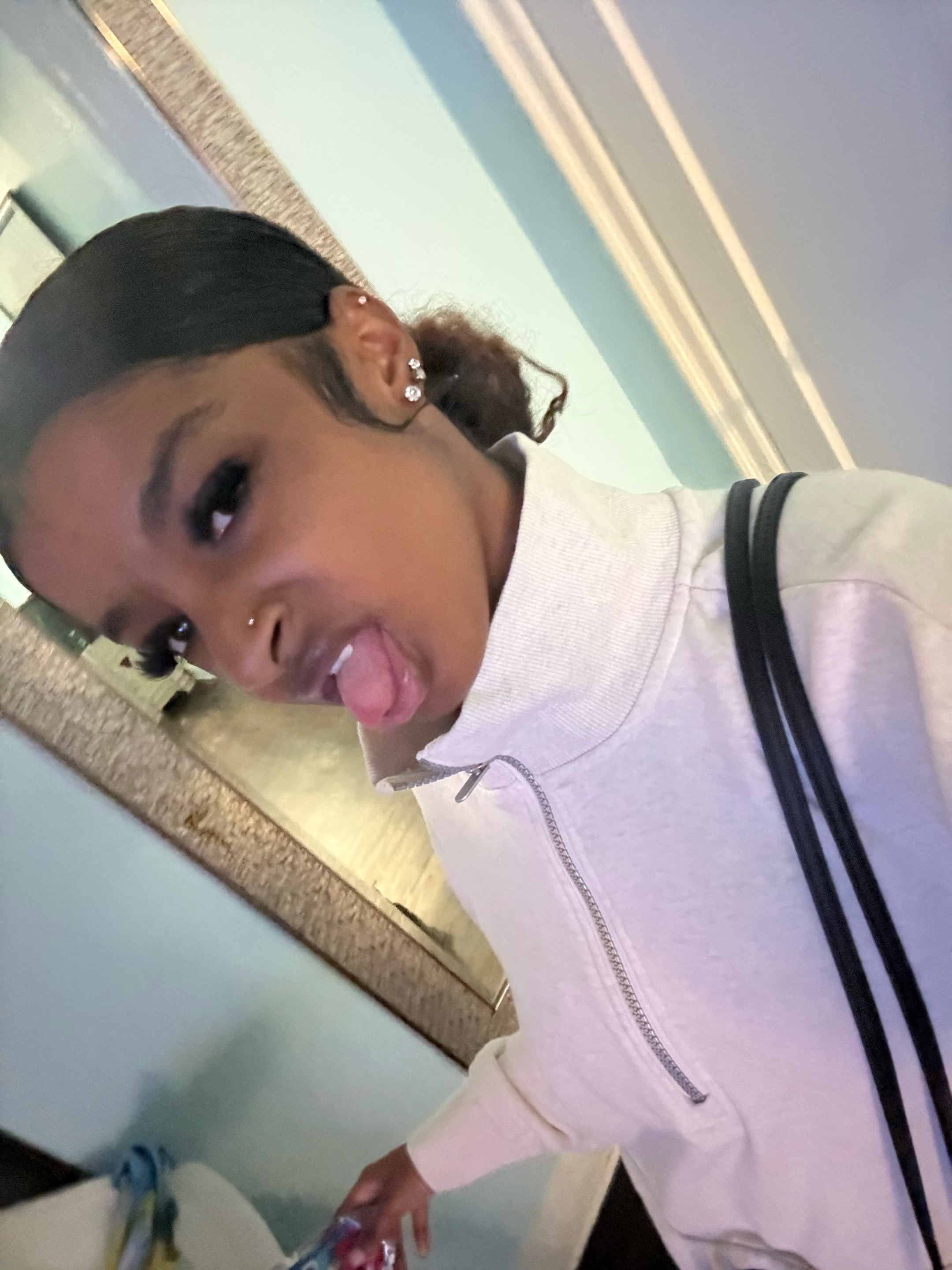 @thatsaniyahgirll